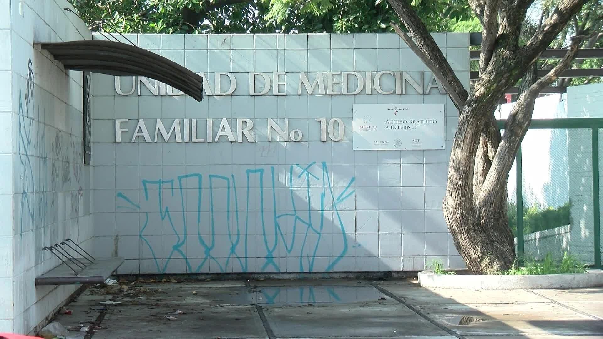 Apertura de Acceso por San Roque de la Clínica 10 del IMSS no Está en Condiciones