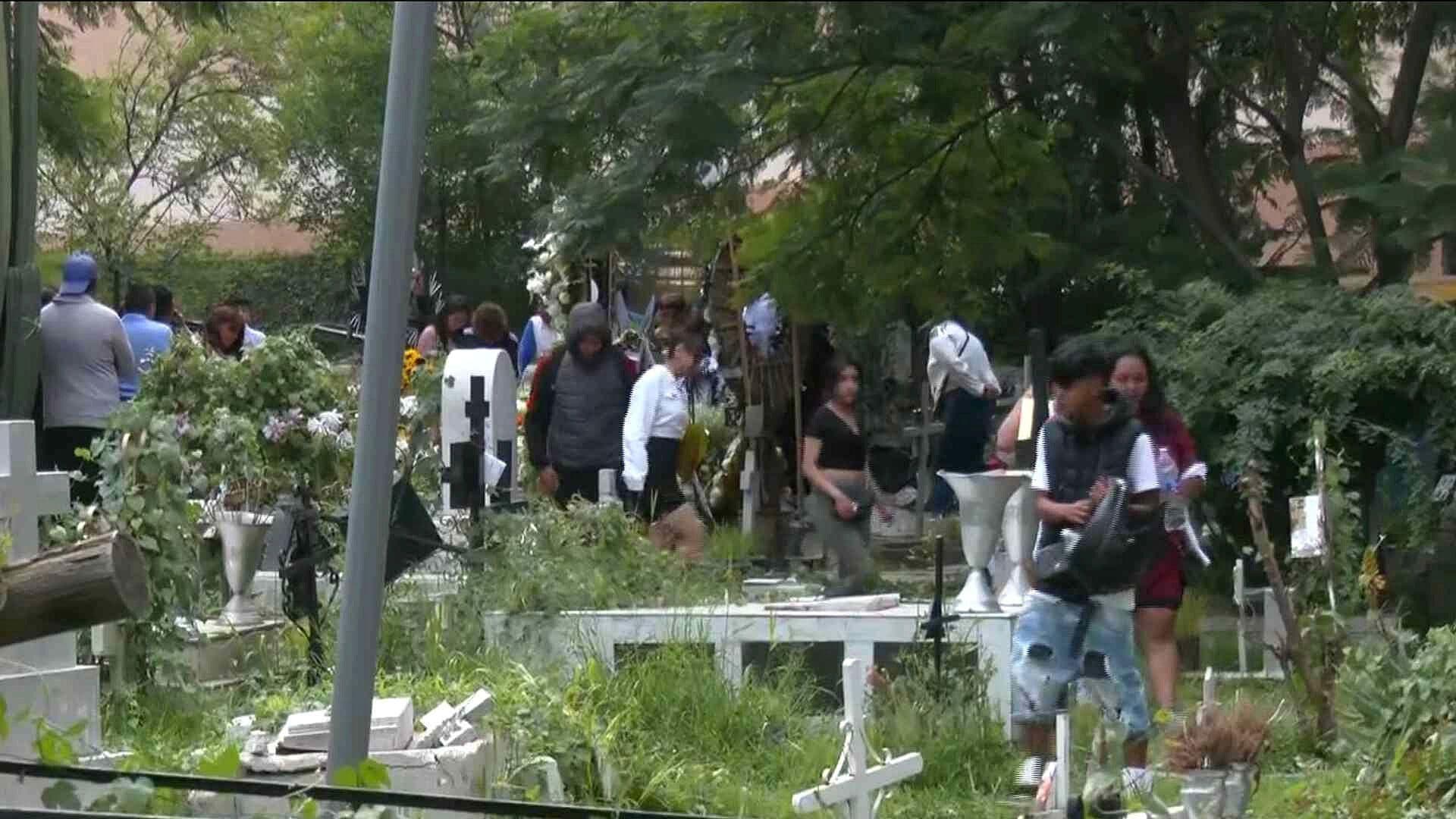 Dan Último Adiós A Familia que Murió en Deslave de la Col. Emiliano Zapata, en Naucalpan