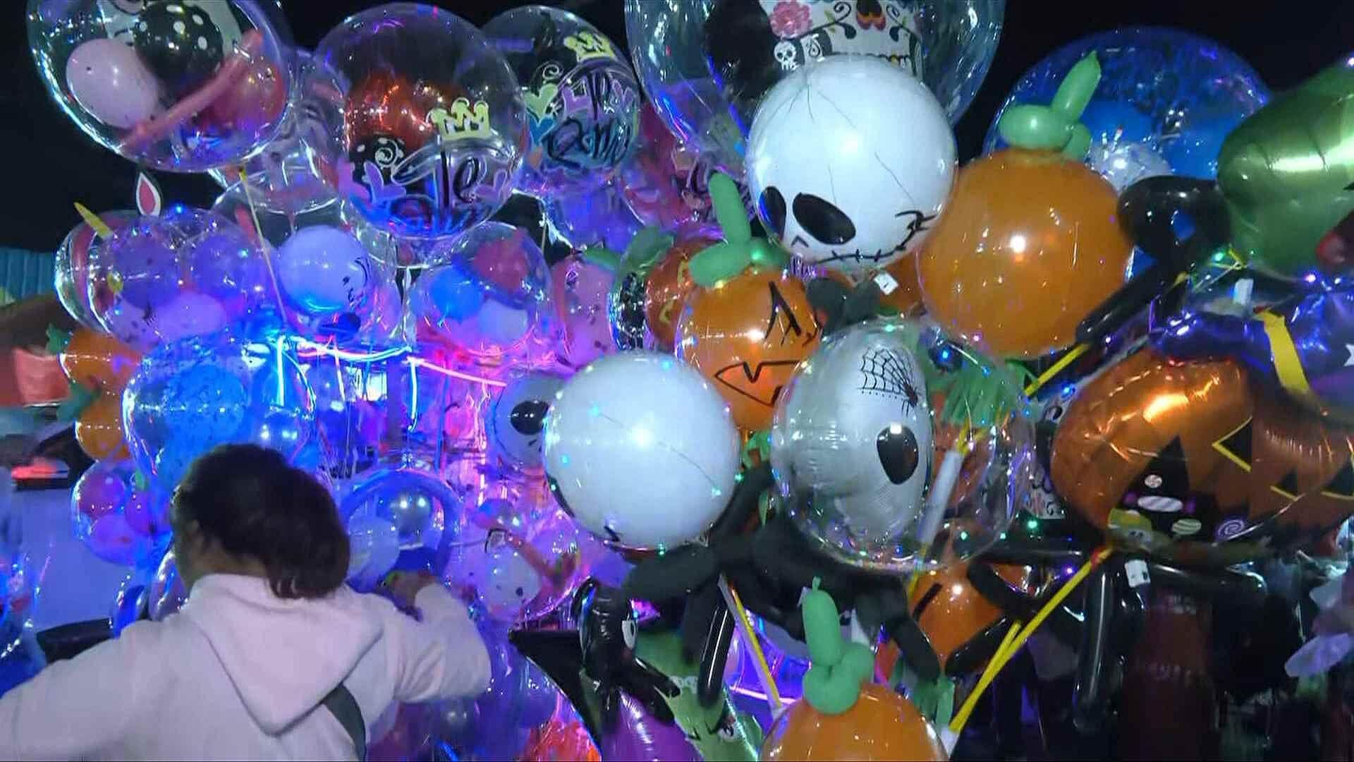 Mercado de Jamaica: Tradición y Colores para los Altares del Día de Muertos en CDMX