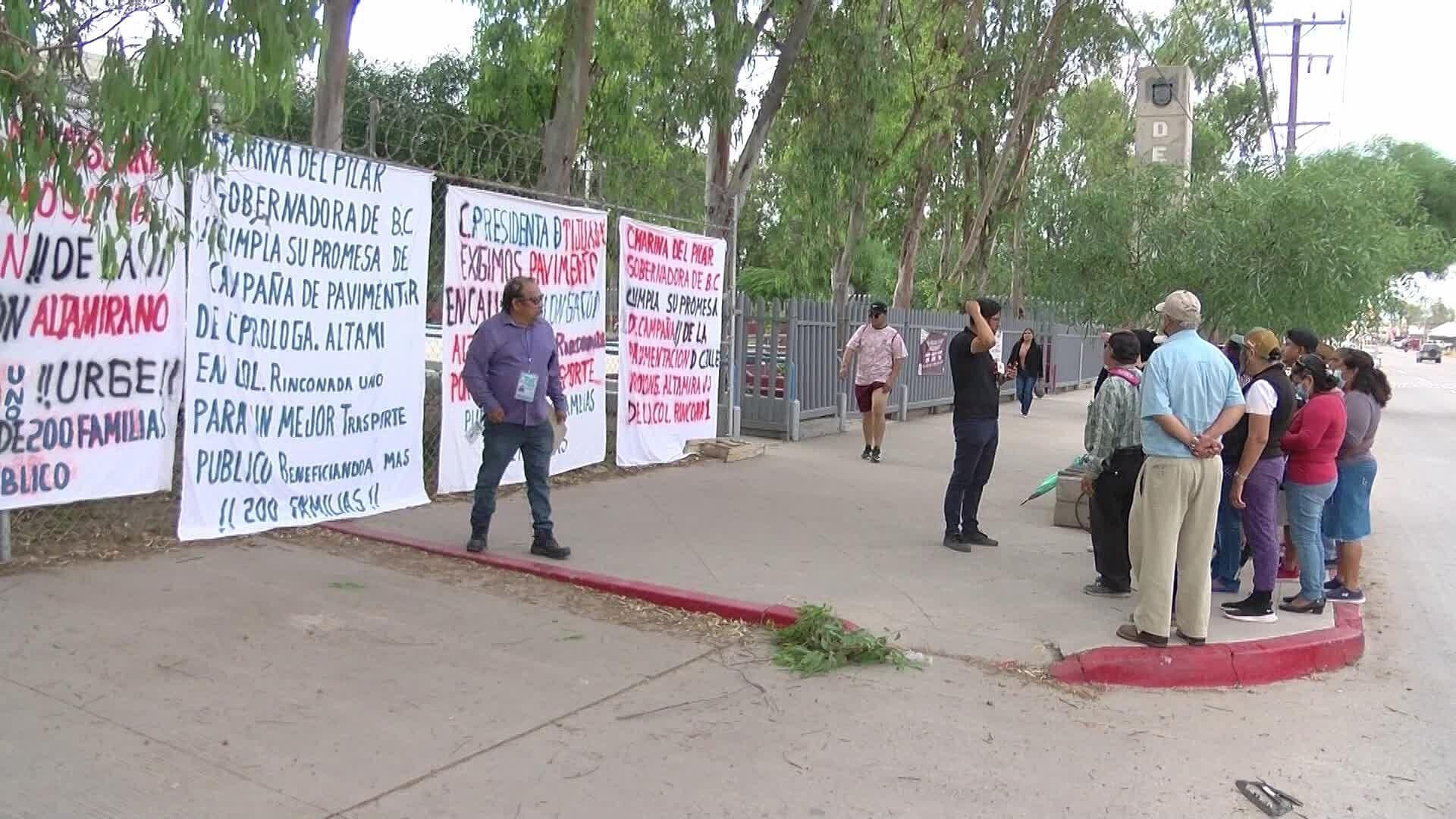 Vialidad Cumple Quince Años Sin Pavimento en Rinconada, Vecinos se Manifiestan Inconformes