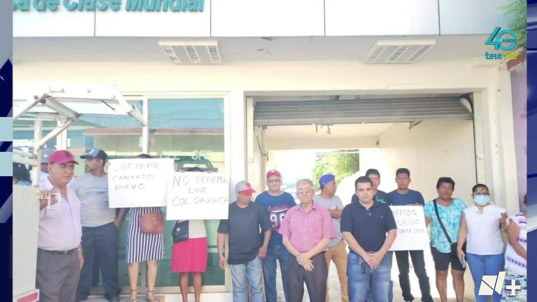 Toman CFE de Soledad de Doblado, Veracruz por Apagón de Luz