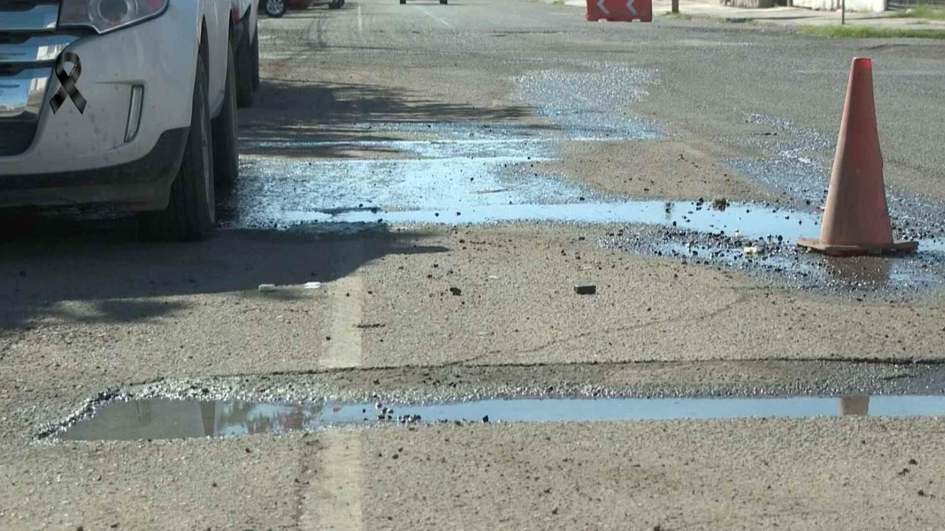 Vecinos Denuncian Daños Ocasionados por Fuga de Agua en Colonia San Benito de Hermosillo