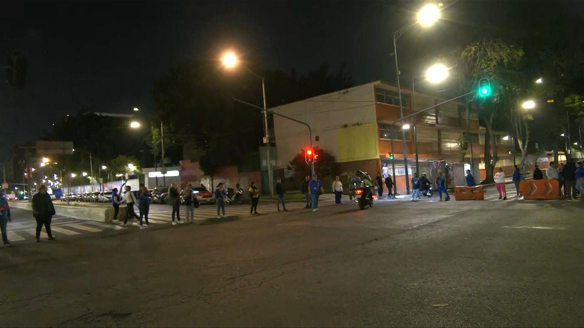 Manifestantes Bloquean Dr. Río de la Loza en la Alcaldía Cuauhtémoc Hoy Viernes 7 de Noviembre