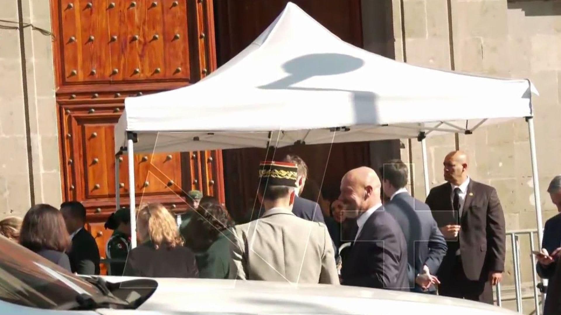 Emmanuel Macron Llega a Palacio Nacional para Reunión con Sheinbaum
