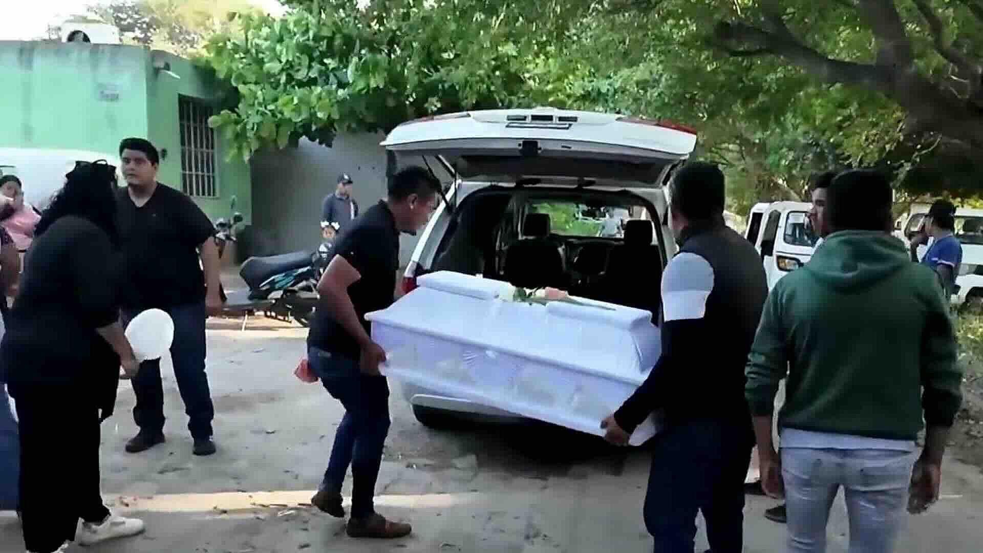 Sepultan en Juchitán a Noelia, Niña Asesinada junto a su Madre y Dos Personas Más