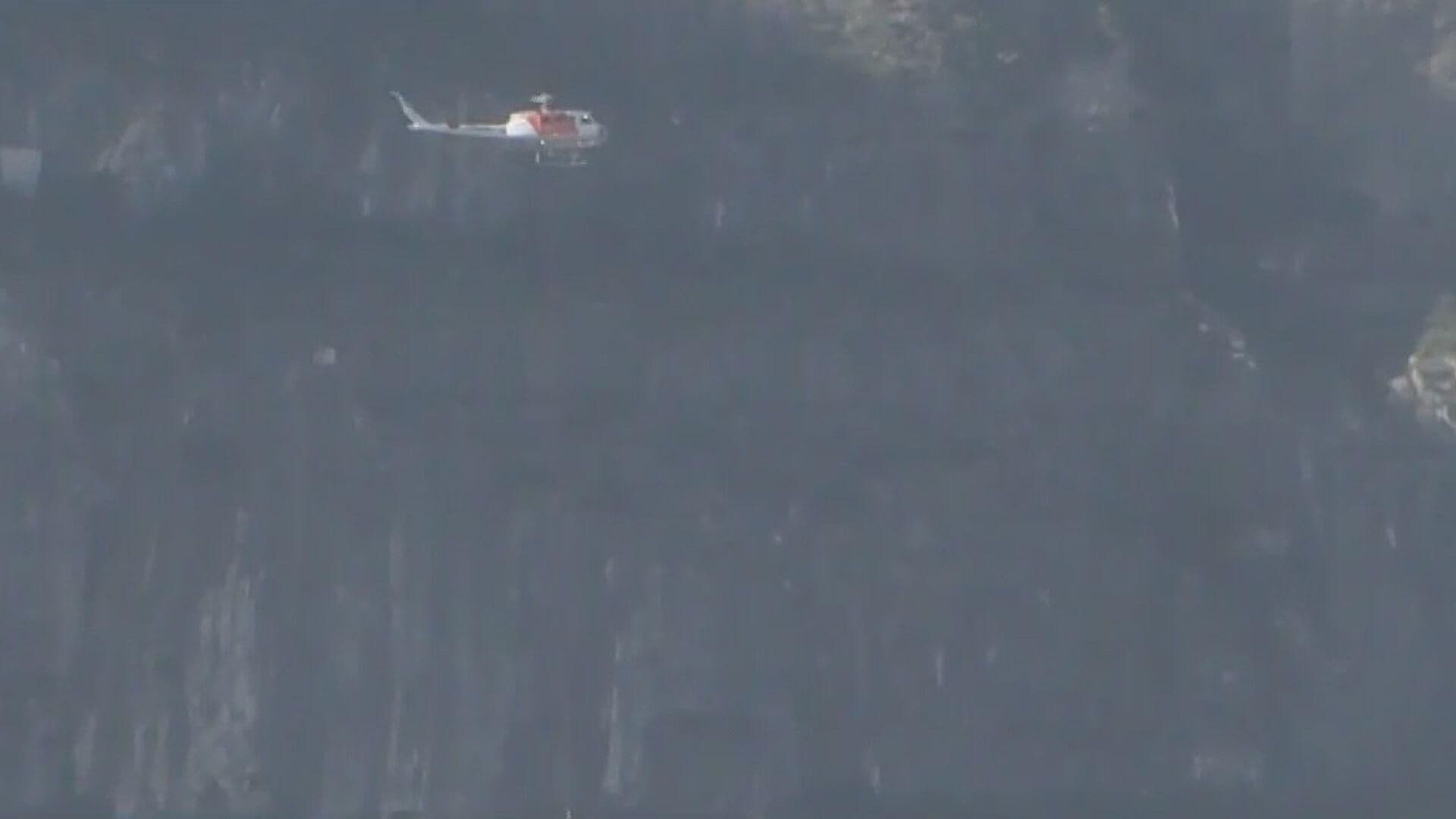 Combaten por Aire Incendio Forestal en Cerro de las Mitras en Monterrey