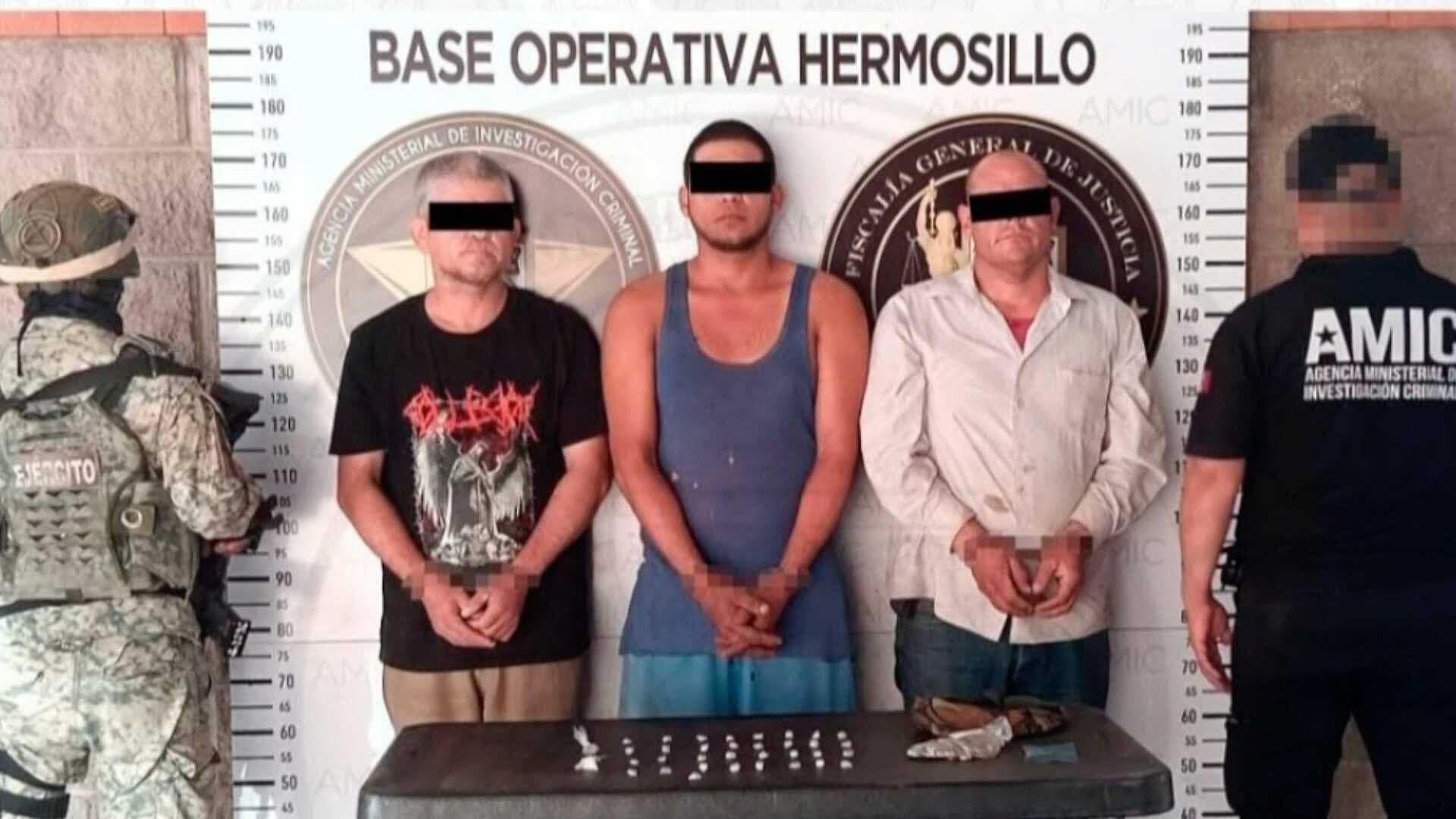 Capturan a 3 Presuntos Narcomenudistas Durante Cateo en la Colonia Insurgentes de Hermosillo