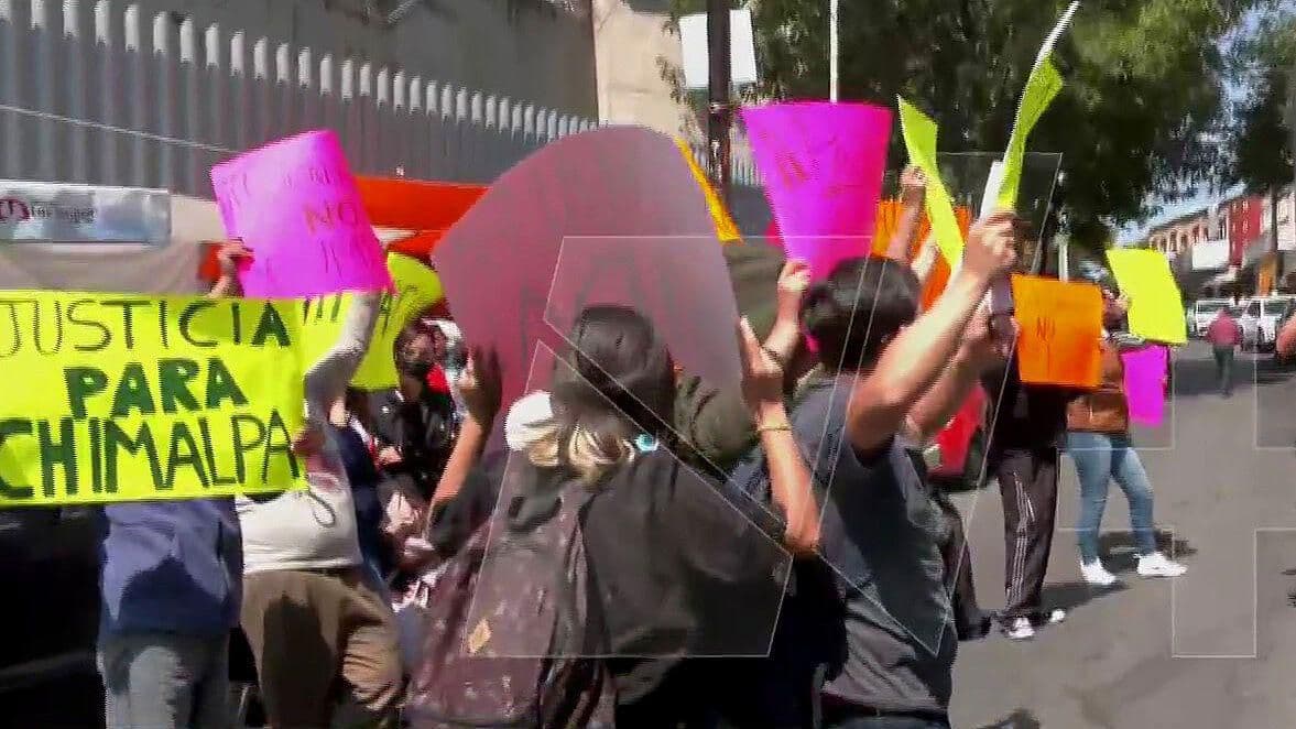 Manifestantes Protestan Afuera del Penal de Barrientos en Tlalnepantla