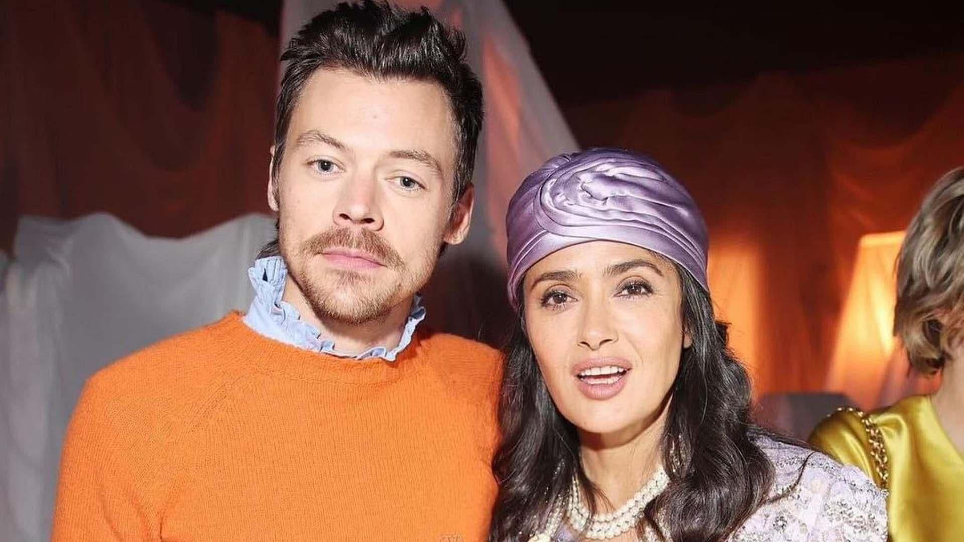 Video | Salma Hayek Se Toma Foto con Harry Styles en Debut de Alessandro Michele en París