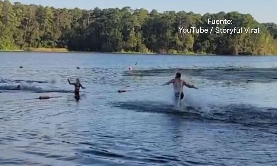 Caimán ‘Pega’ Tremendo Susto a Menores que Nadaban en Lago