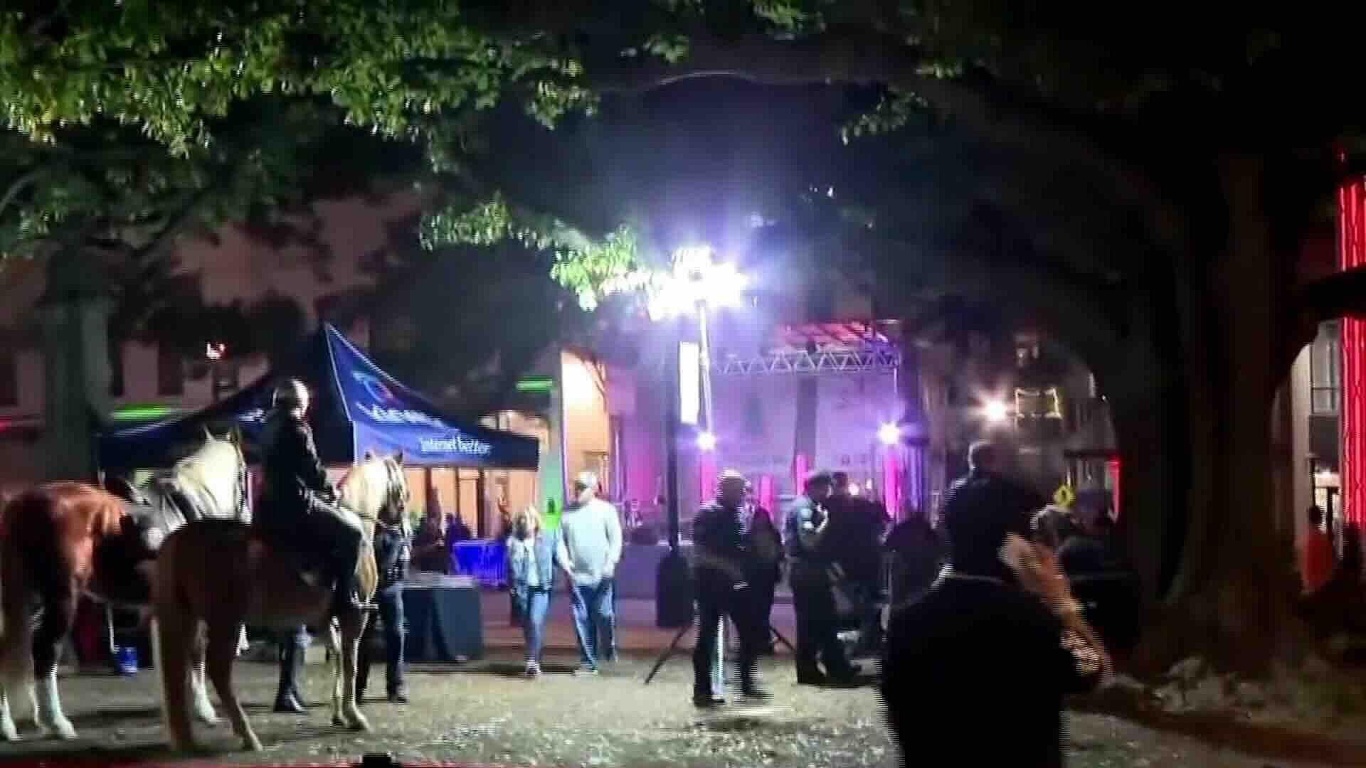 Tiroteo Durante Encendido de Árbol de Navidad Deja 4 Heridos en Concord, Carolina del Norte