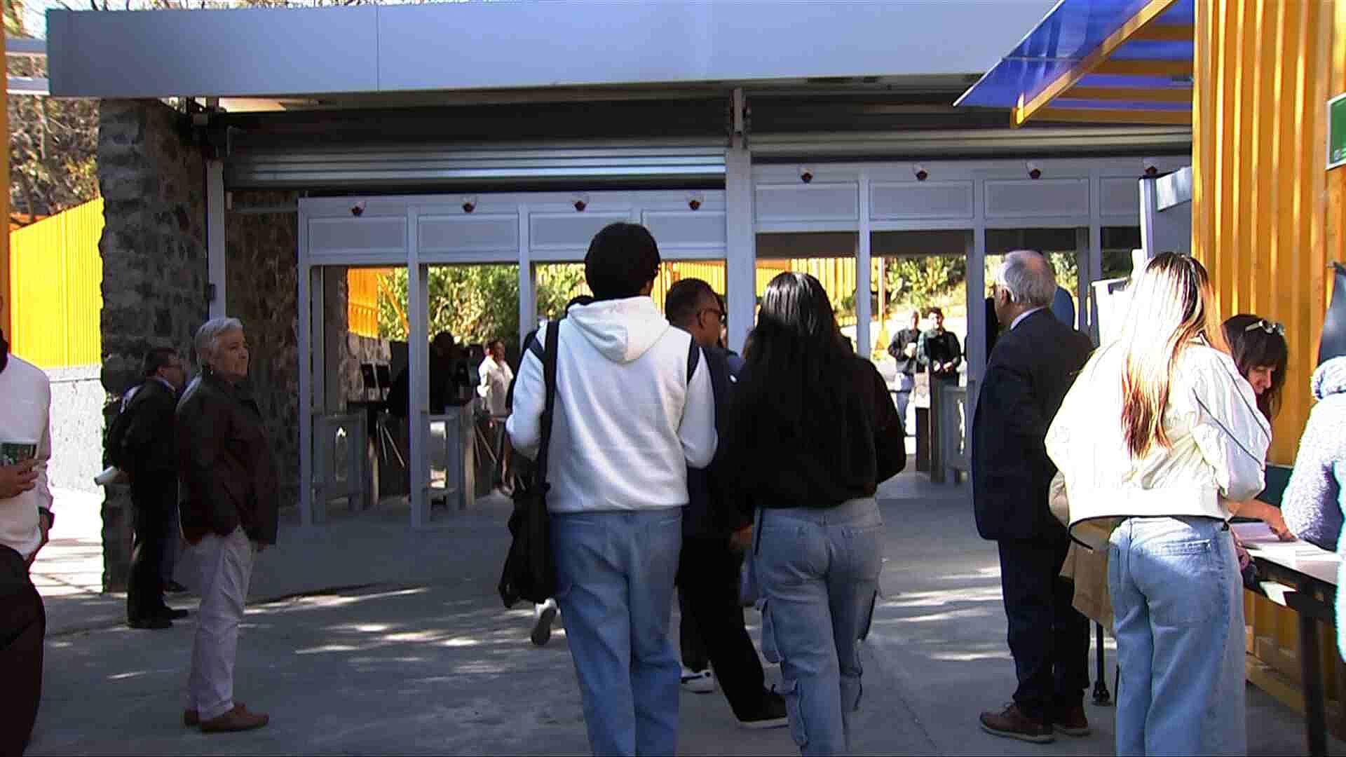 "Me Siento Mucho Más Segura": CCH Sur Reabre Sus Puertas y Muestra Avances en Seguridad
