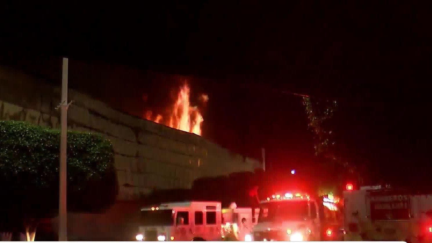 Esto Dijo el Gobernador Enrique Alfaro Sobre los 2 Incendios en Supermercados de Zapopan