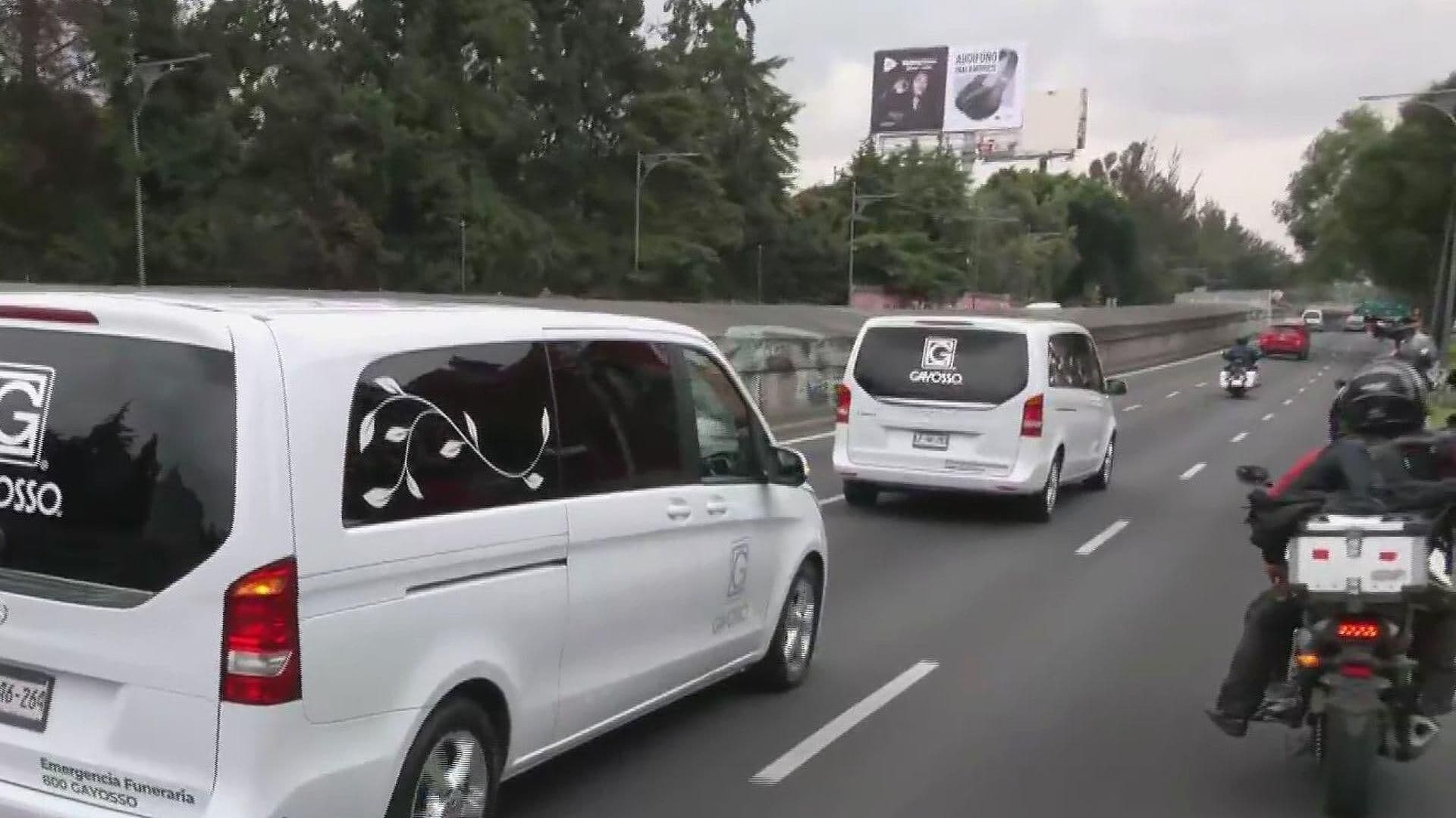 Avanza Cortejo Fúnebre de Ifigenia Martínez Rumbo a la Cámara de Diputados