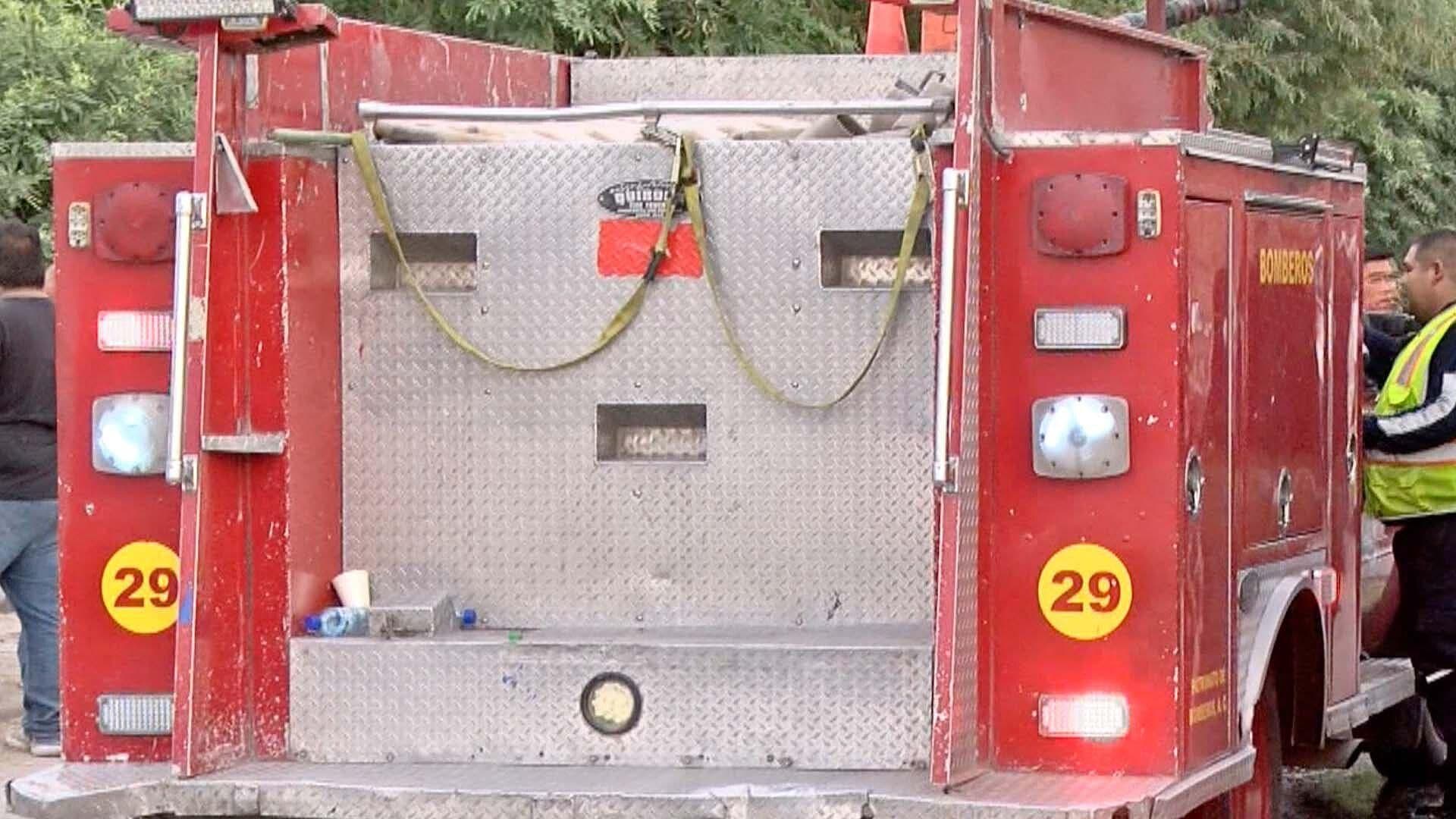 Denuncian a Bombero que Atropelló a Mujer Mientras Atendía un Incendio en Nava