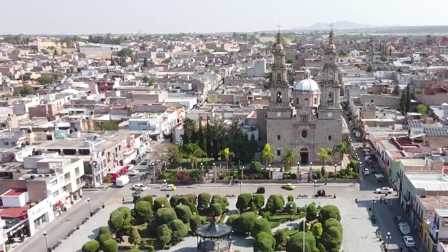 Ejecutan a 2 Hombres en Plena Cabecera Municipal de Encarnación de Díaz