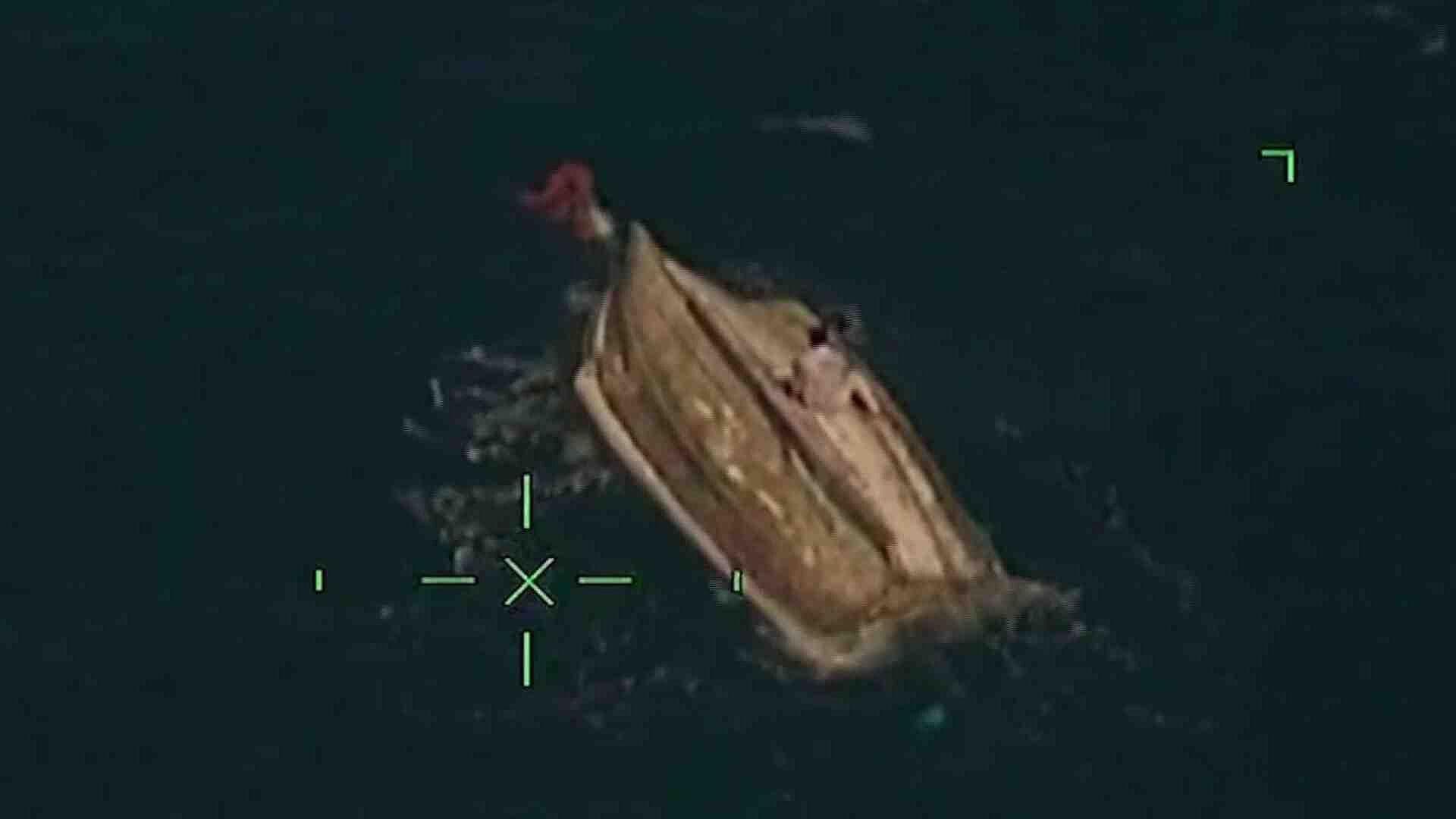 VIDEO: Semar Halla a Tripulante que Naufragó Después del Paso de Milton en Yucatán
