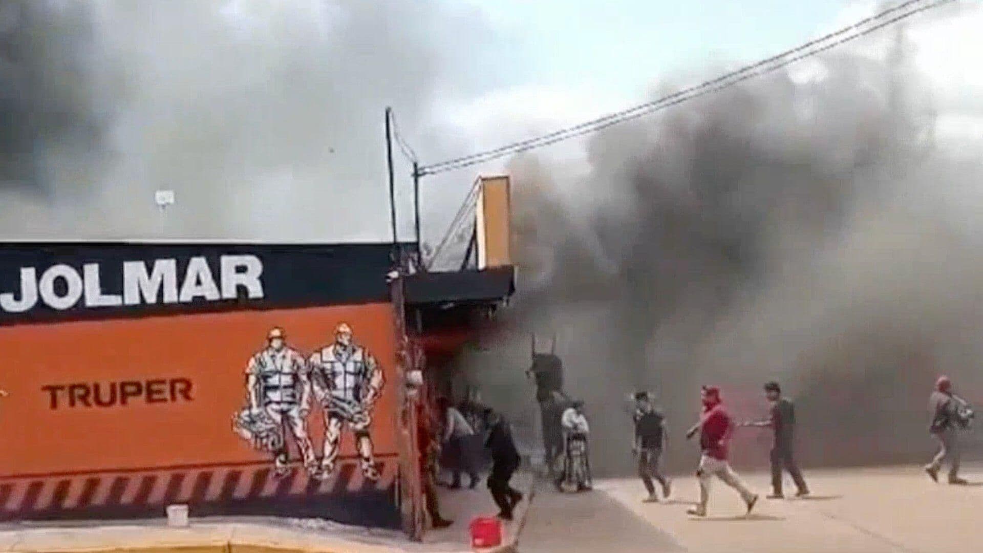 Se Registra Fuerte Incendio en Ferretería de Pajapan