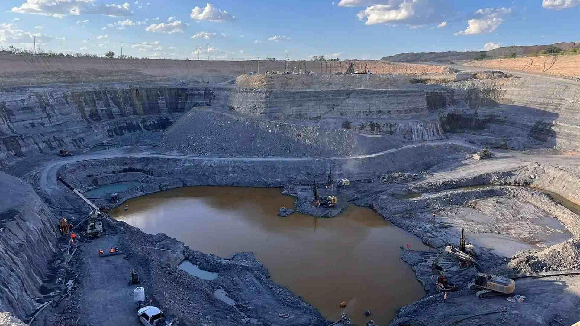 Ocho de Diez Cuerpos de Mineros Han Sido Recuperados en 'El Pinabete'