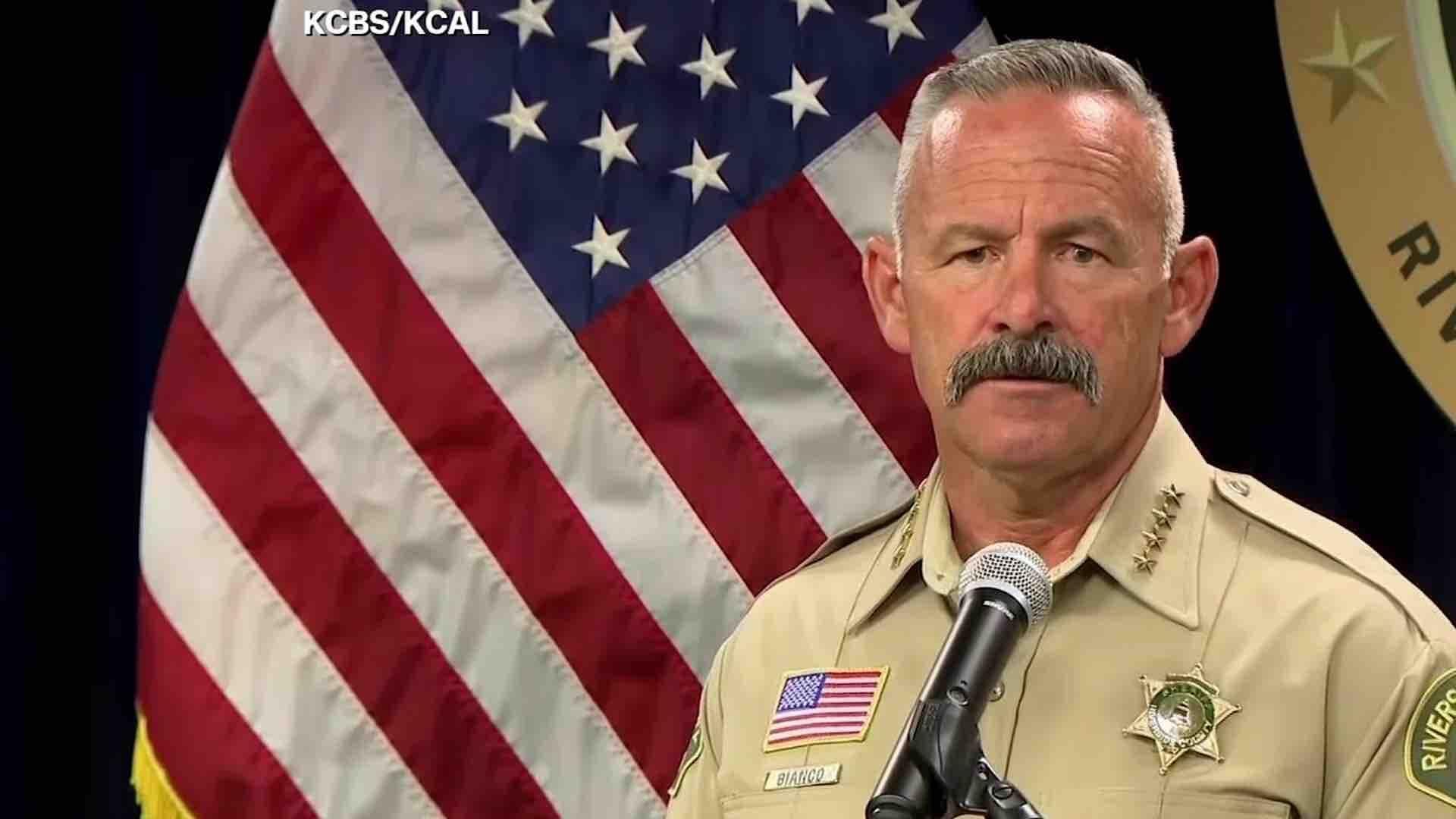 Detienen a un Hombre Armado Cerca de un Mitin de Trump en Coachella