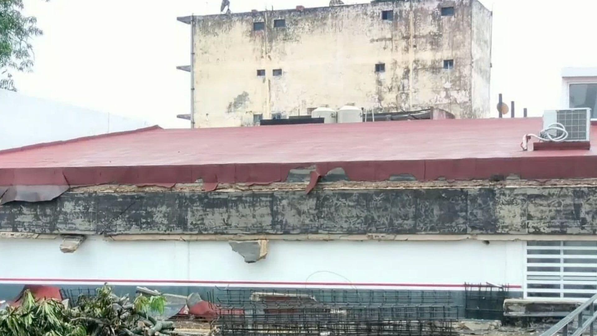 Lluvias Causan Colapso del Techo de Centro de Salud en Las Choapas