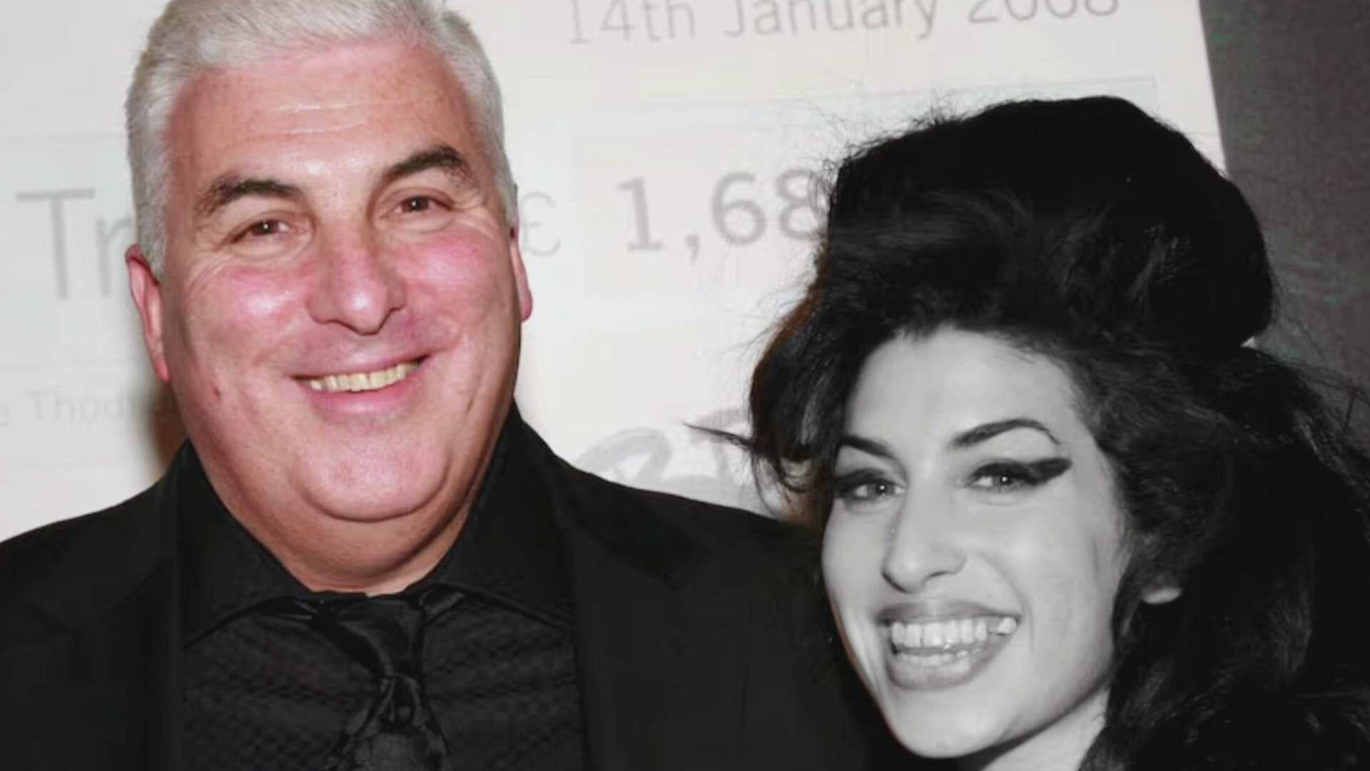 Padre de Amy Winehouse Demanda a Amigas de su Hija Fallecida