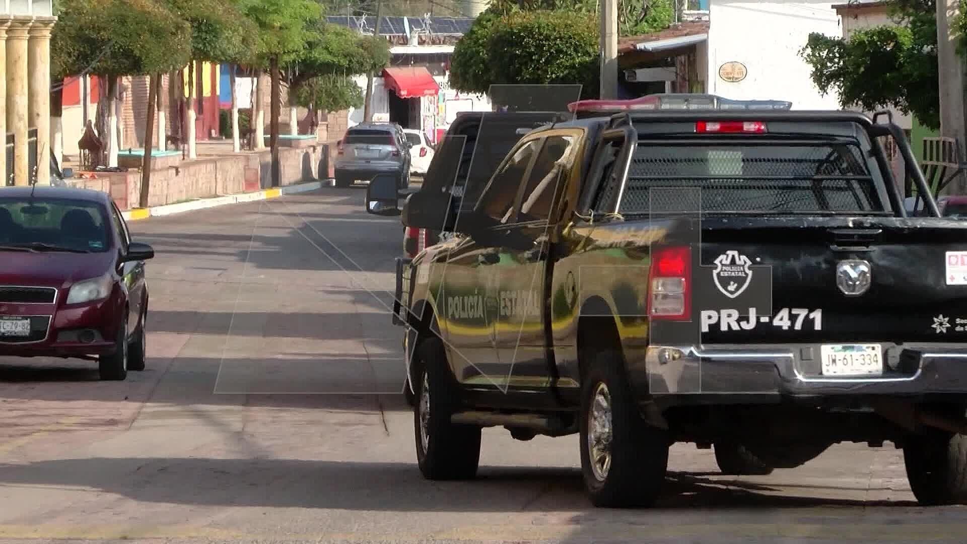 Enfrentan a la Ley Policías Municipales de Techaluta y Taxista Acusados de Robo de Armamento