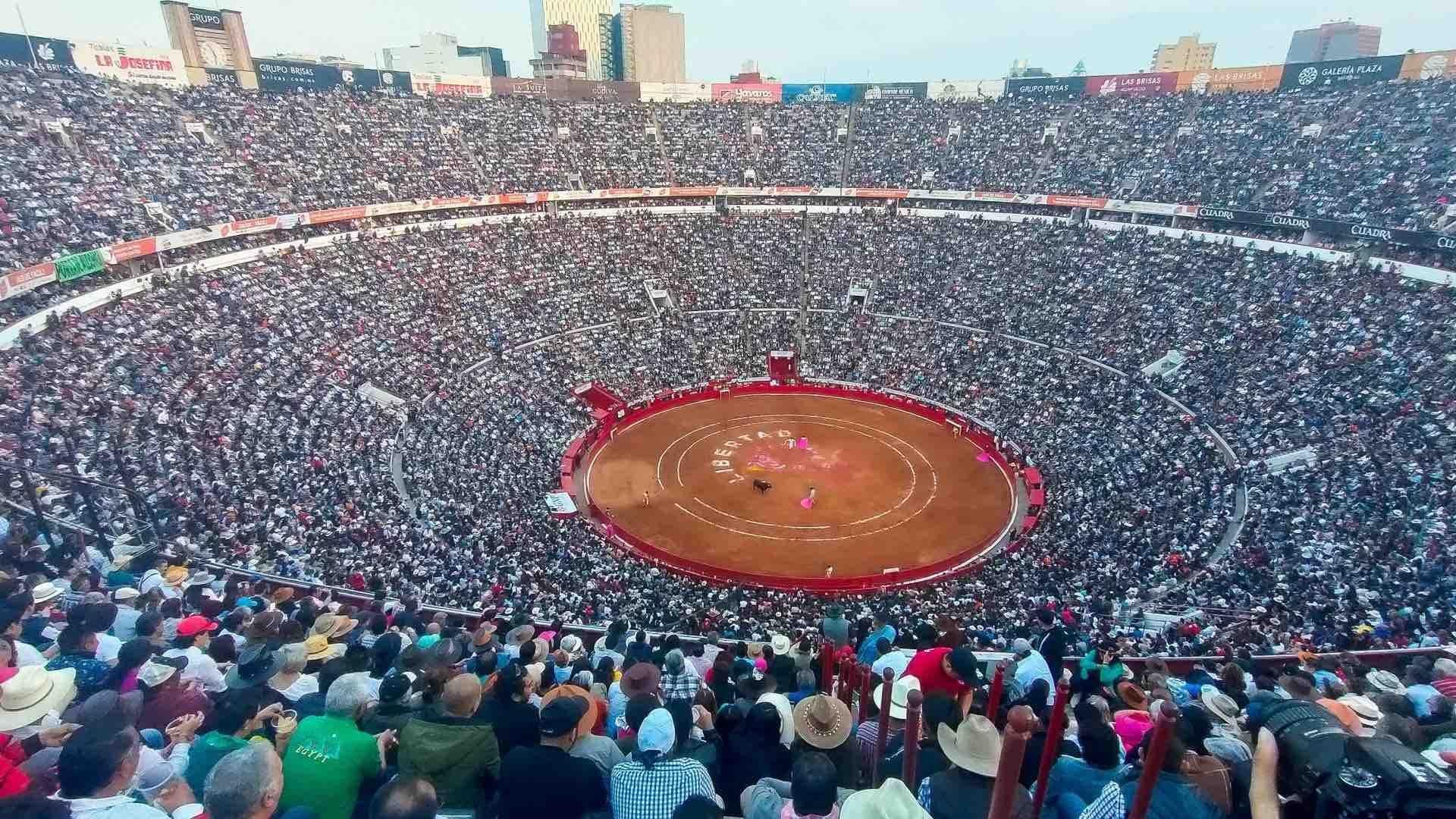 Anunciarán Clausura de la Plaza de Toros y el Estadio Azul