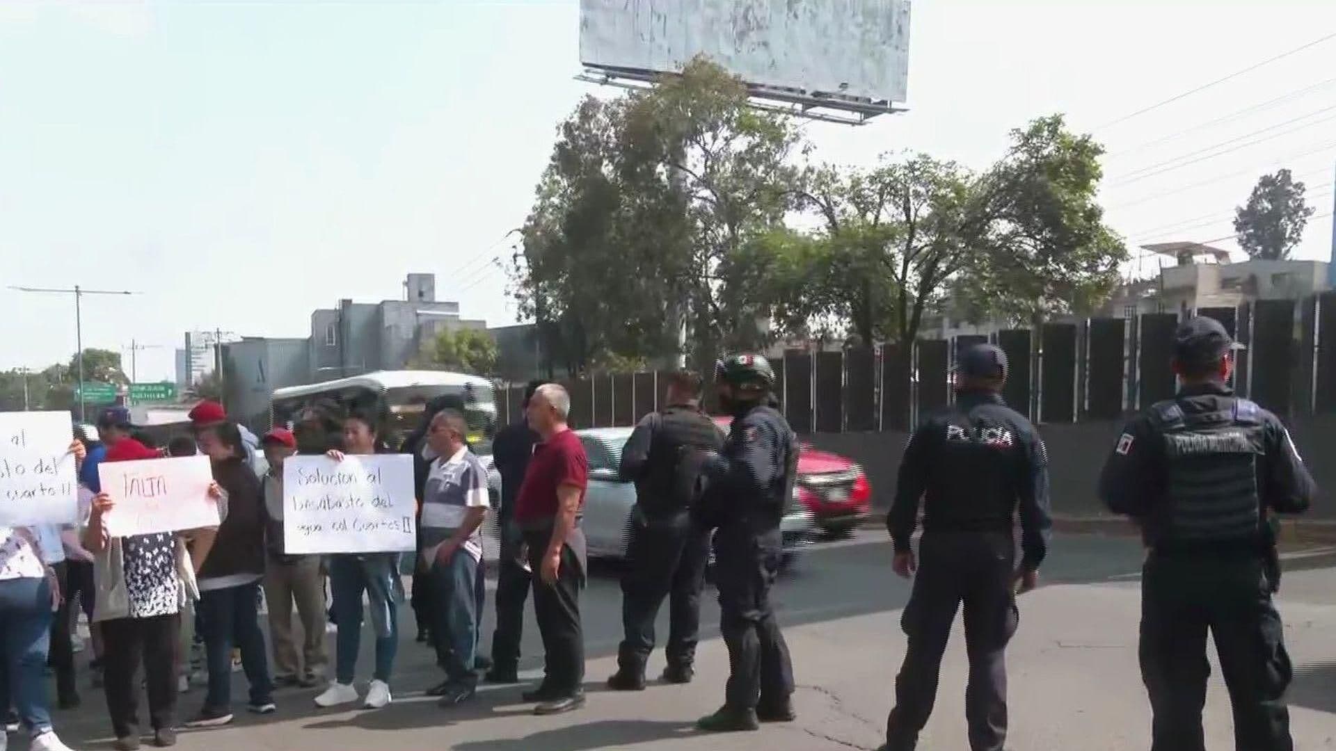 Falta de Agua en Naucalpan: Manifestantes Protestan en Avenida Luis Donaldo Colosio, Edomex