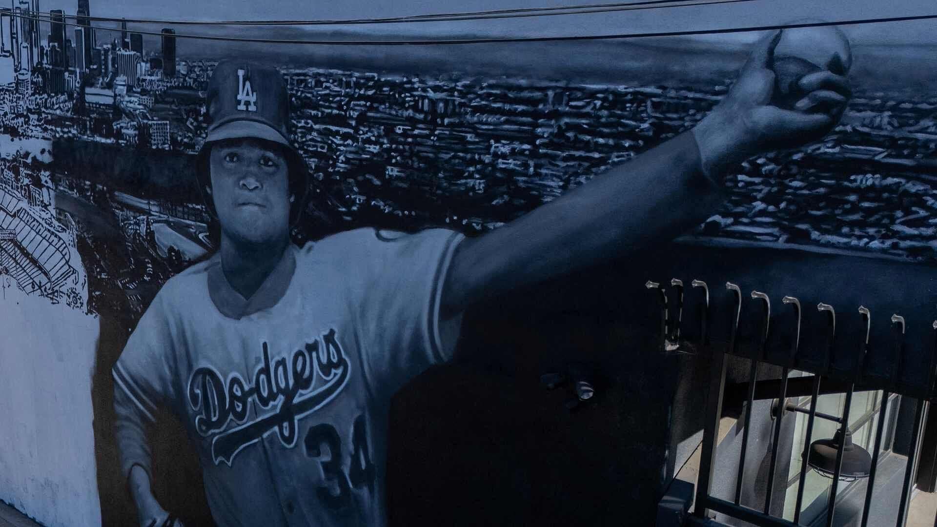 Dan Último Adiós a Fernando Valenzuela con Misa en Catedral de Los Ángeles