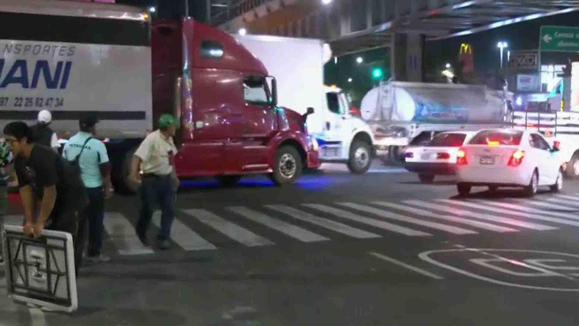 Comerciantes Retiran Bloqueo en Avenida Las Torres y Ermita Iztapalapa en CDMX