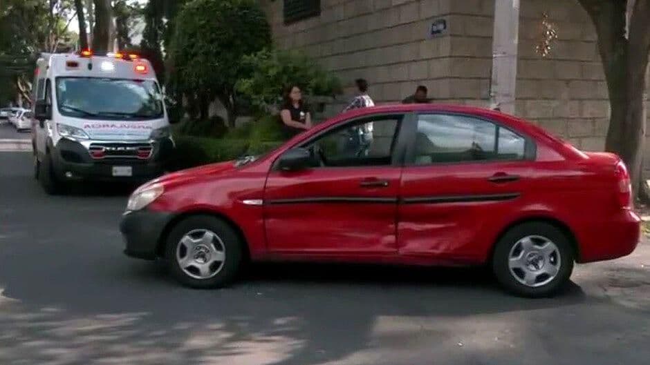 Falta de Pericia Provoca Choque en Colonia Del Carmen, Coyoacán
