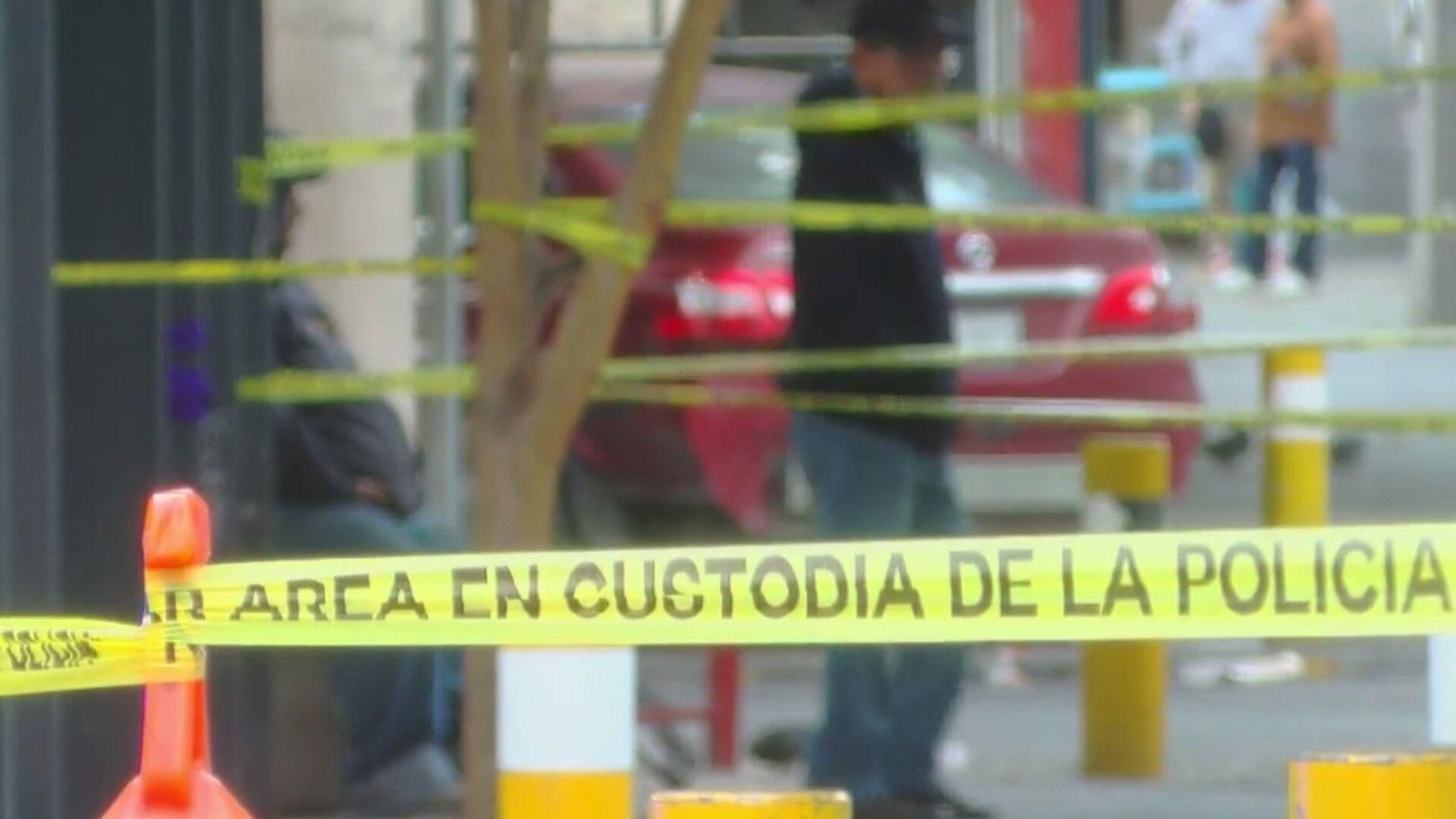 Investigan Muerte de Hombre Frente al Hospital Metropolitano