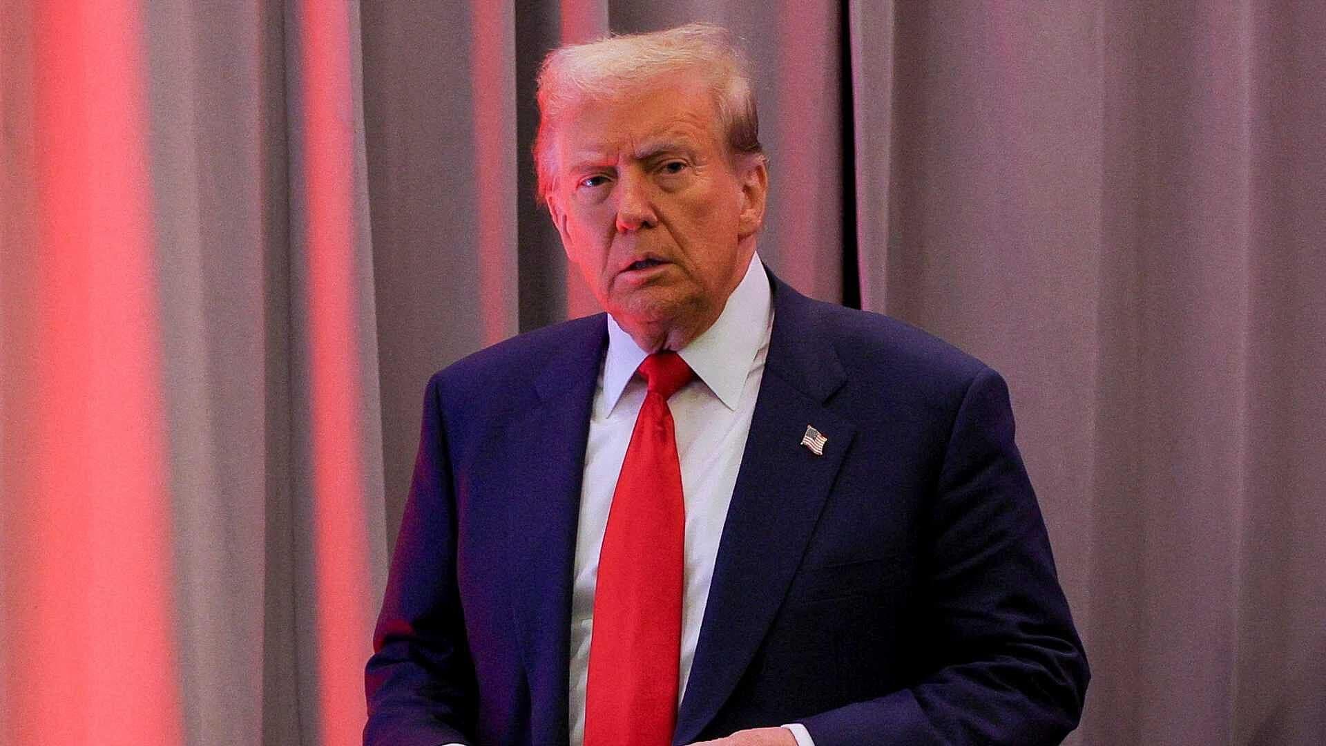 Juez Suspende Sentencia a Donald Trump por Caso Stormy Daniels
