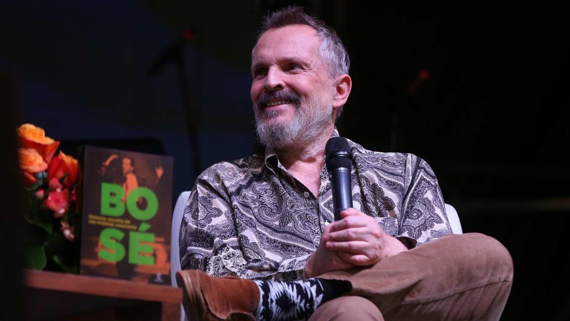 Miguel Bosé Anuncia su Regreso a los Escenarios