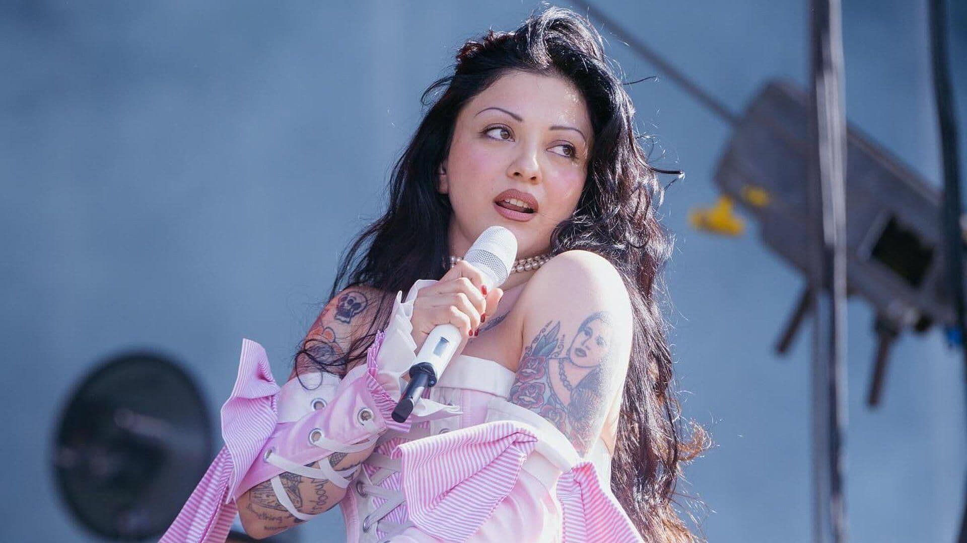 Mon Laferte Dará Concierto Donde Ella y Todo el Público Estarán Sin Ropa