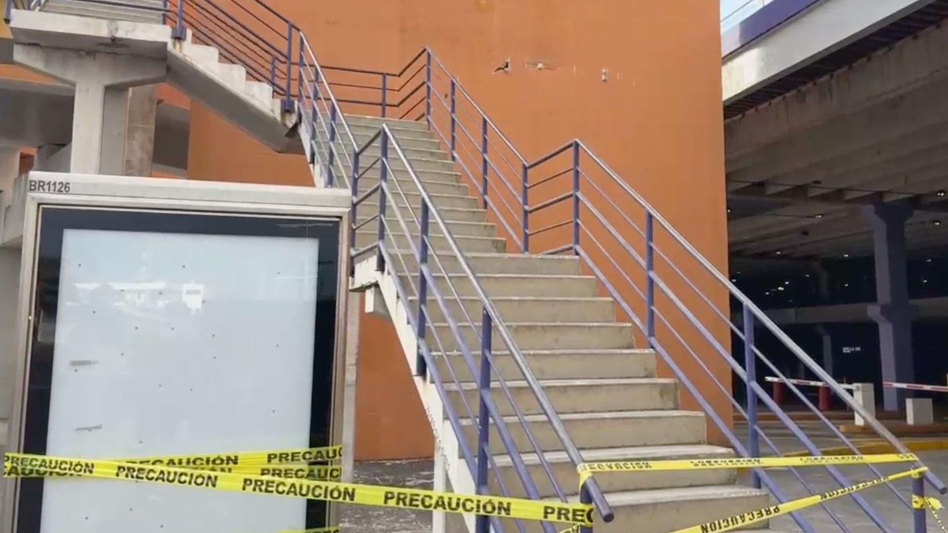 Clausuran Puente Peatonal de El Dorado por Caída de Estructura Durante Evento de Norte