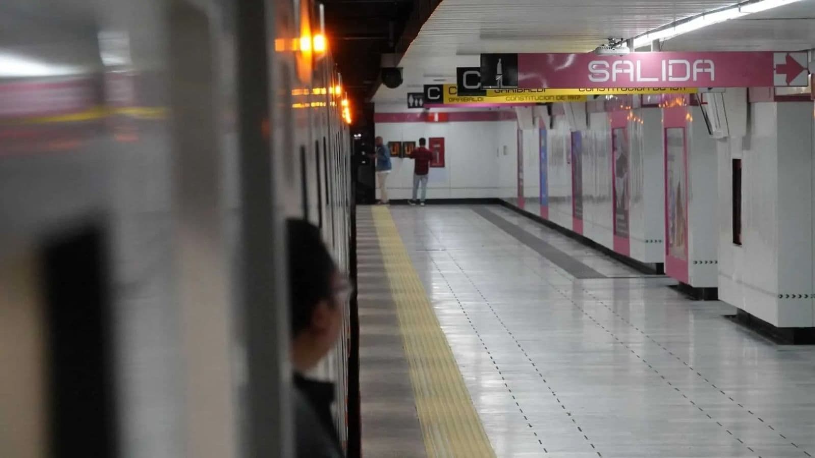 Línea 1 del Metro Retoma Hoy Horario Normal Hasta las 24 Horas en Tramo Pantitlán-Chapultepec