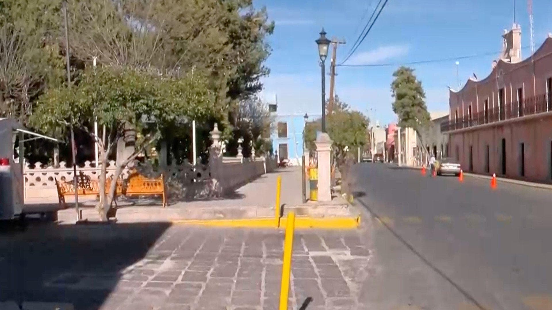 Taxista es Encontrado Muerto Dentro de la Cajuela de su Auto en Tepetongo