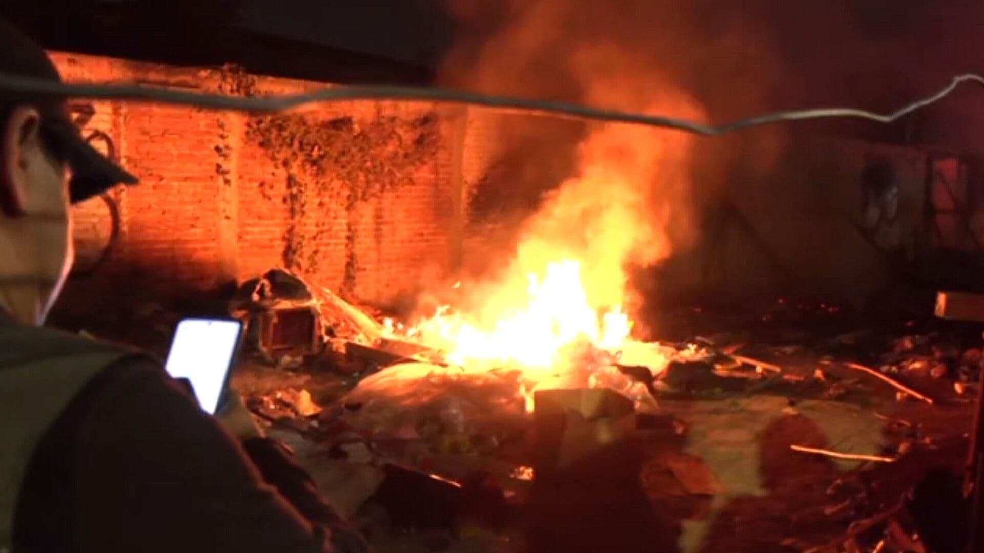Incendio en Lote Baldío en Colonia Atlampa Afecta Circulación en Eje 2 Norte, CDMX