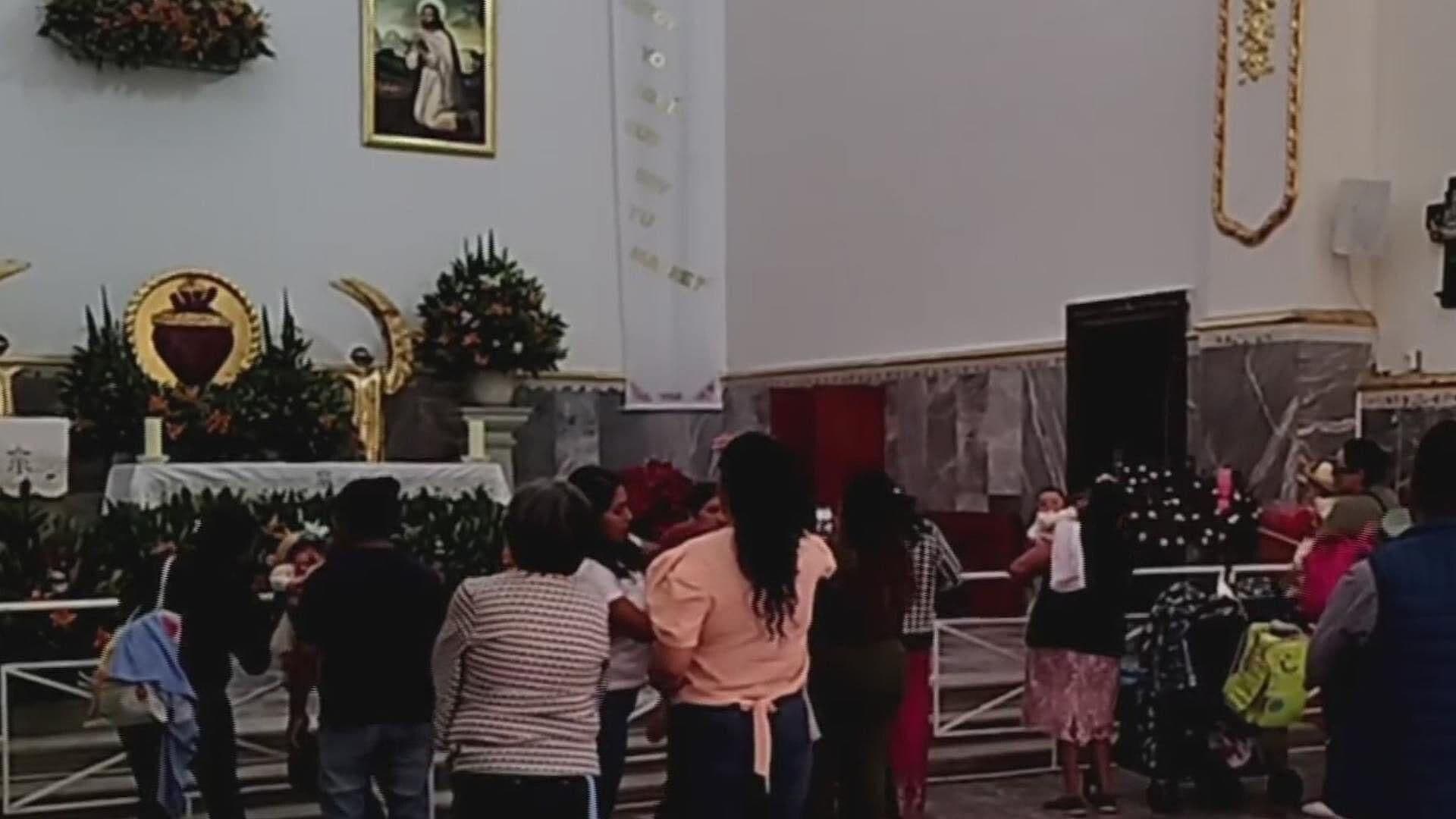 Celebran la Bendición de los Menores en el Santuario de la Virgen de Guadalupe, Oaxaca