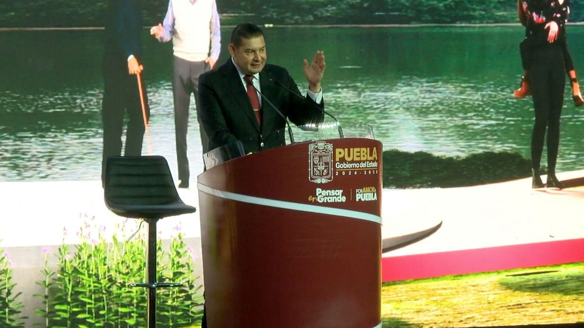 Rinde Protesta Alejandro Armenta como Nuevo Gobernador