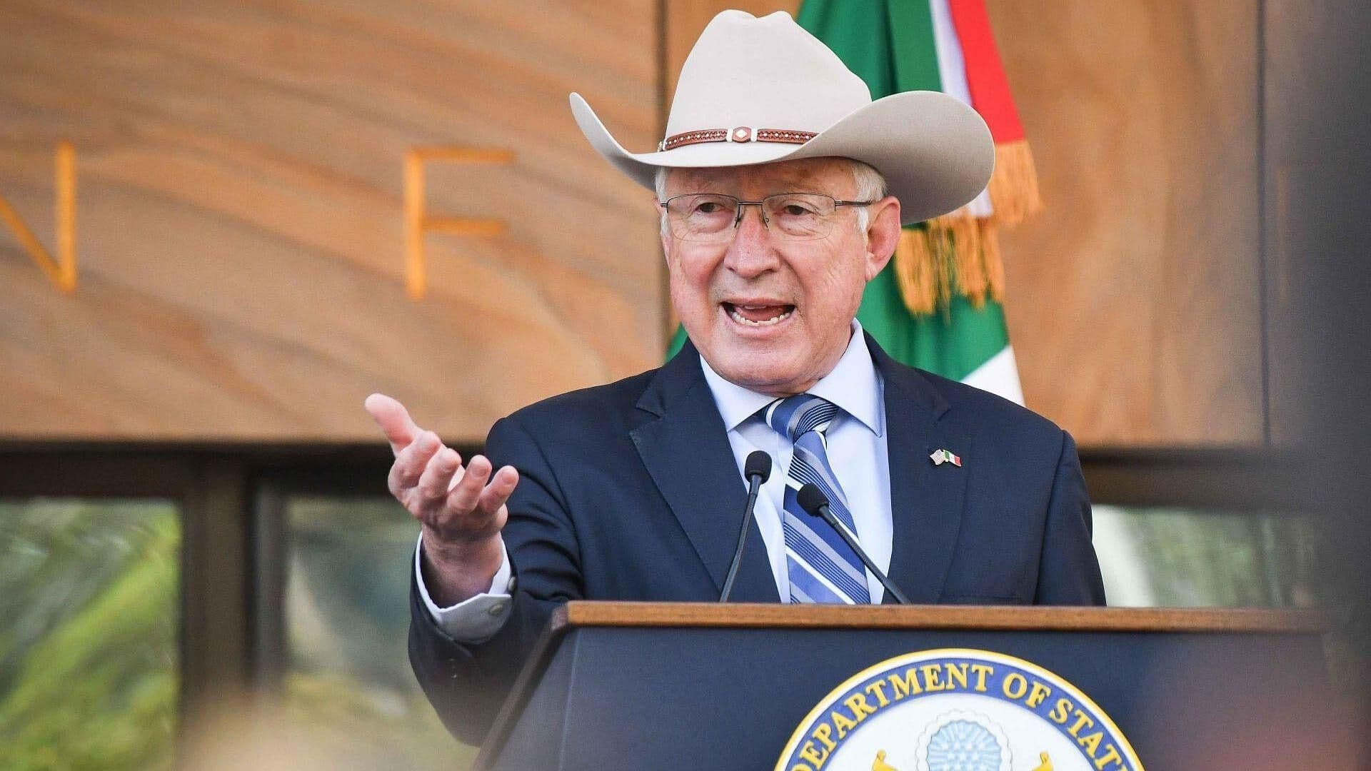 "La Seguridad es Prioridad": Ken Salazar sobre Deportación de Osiel Cárdenas Guillén