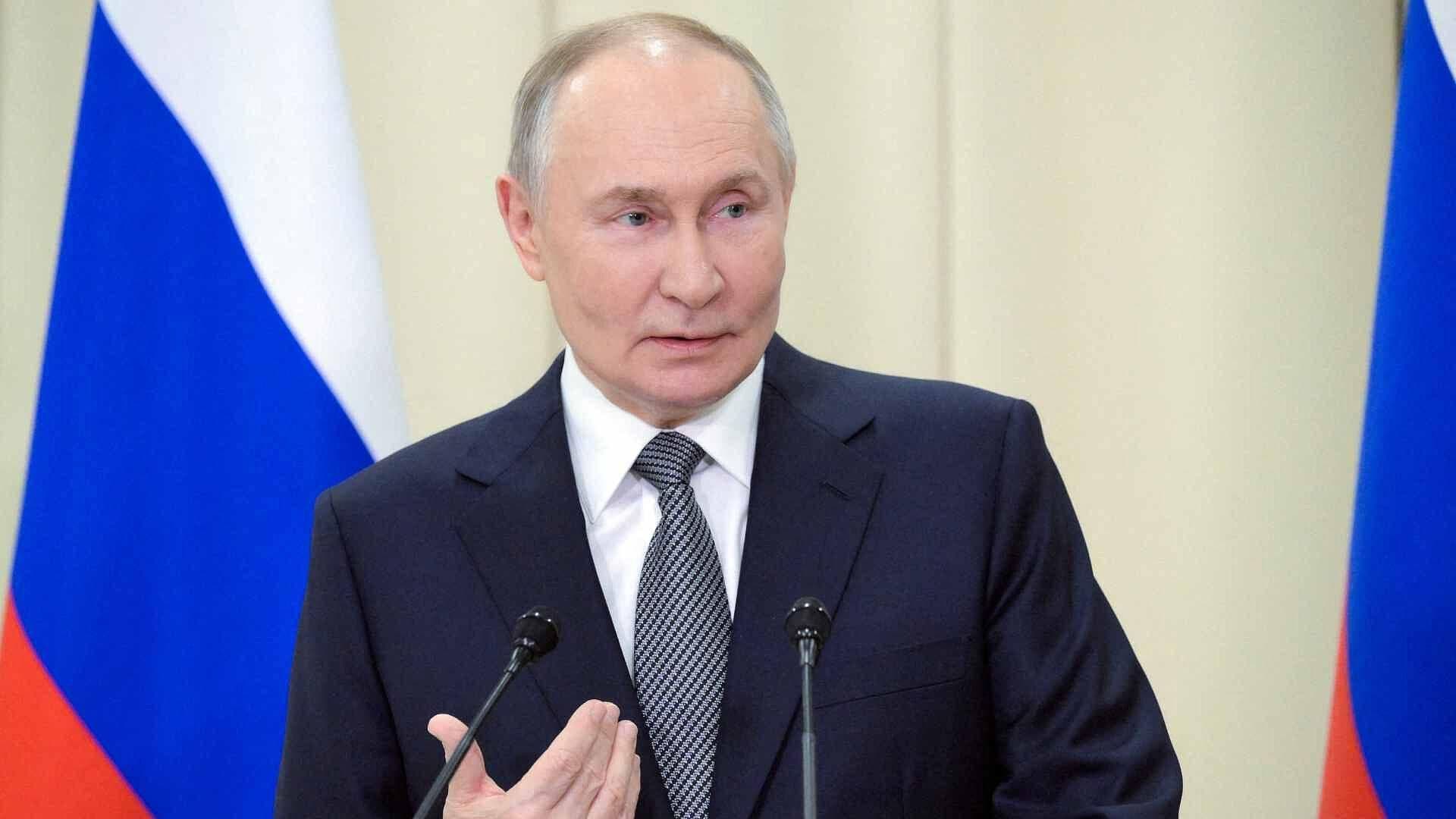 Putin se Disculpa con el Presidente de Azerbaiyán por Derribo de un Avión de Pasajeros