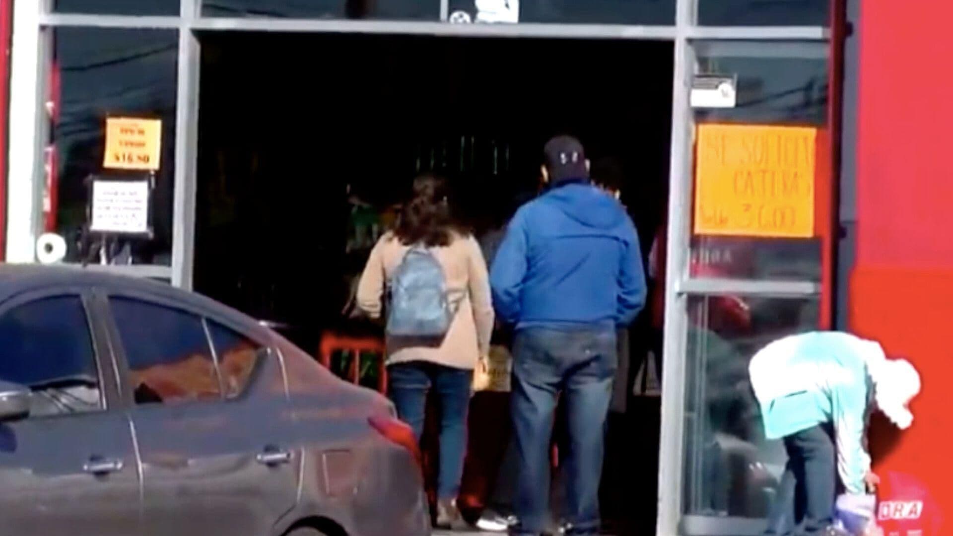 Dos Hombres Armados Asaltaron un Supermercado en El Soler