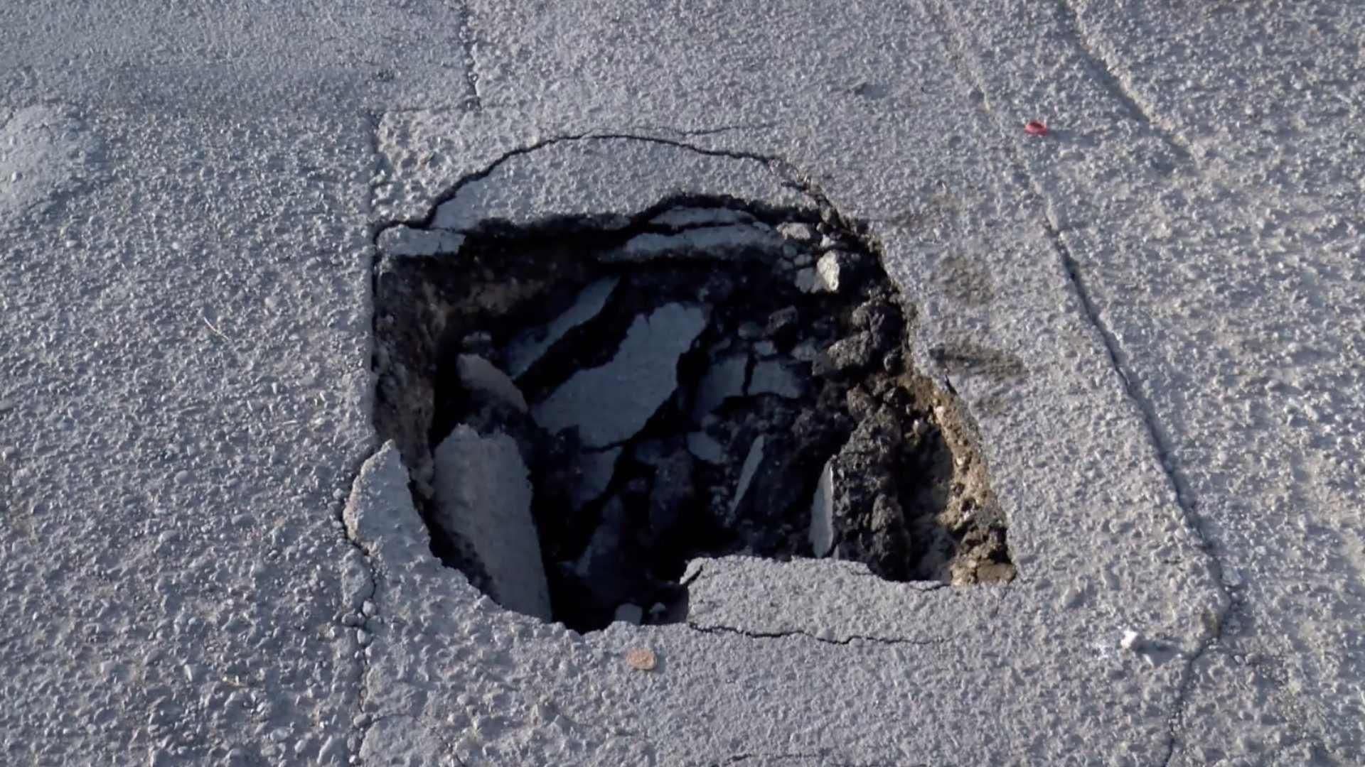 Drenaje Colapsado Causa Hundimiento en Col. Los Lagos