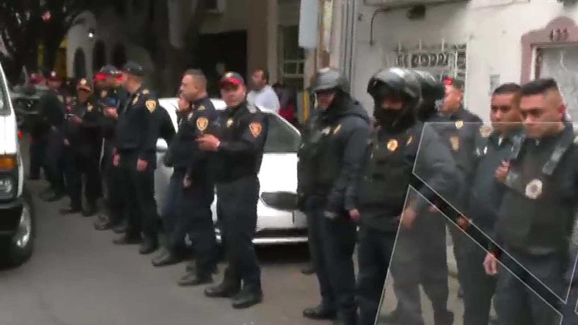 CDMX: Realizan Cadena Humana en Hospital Gabriel Mancera tras Balacera