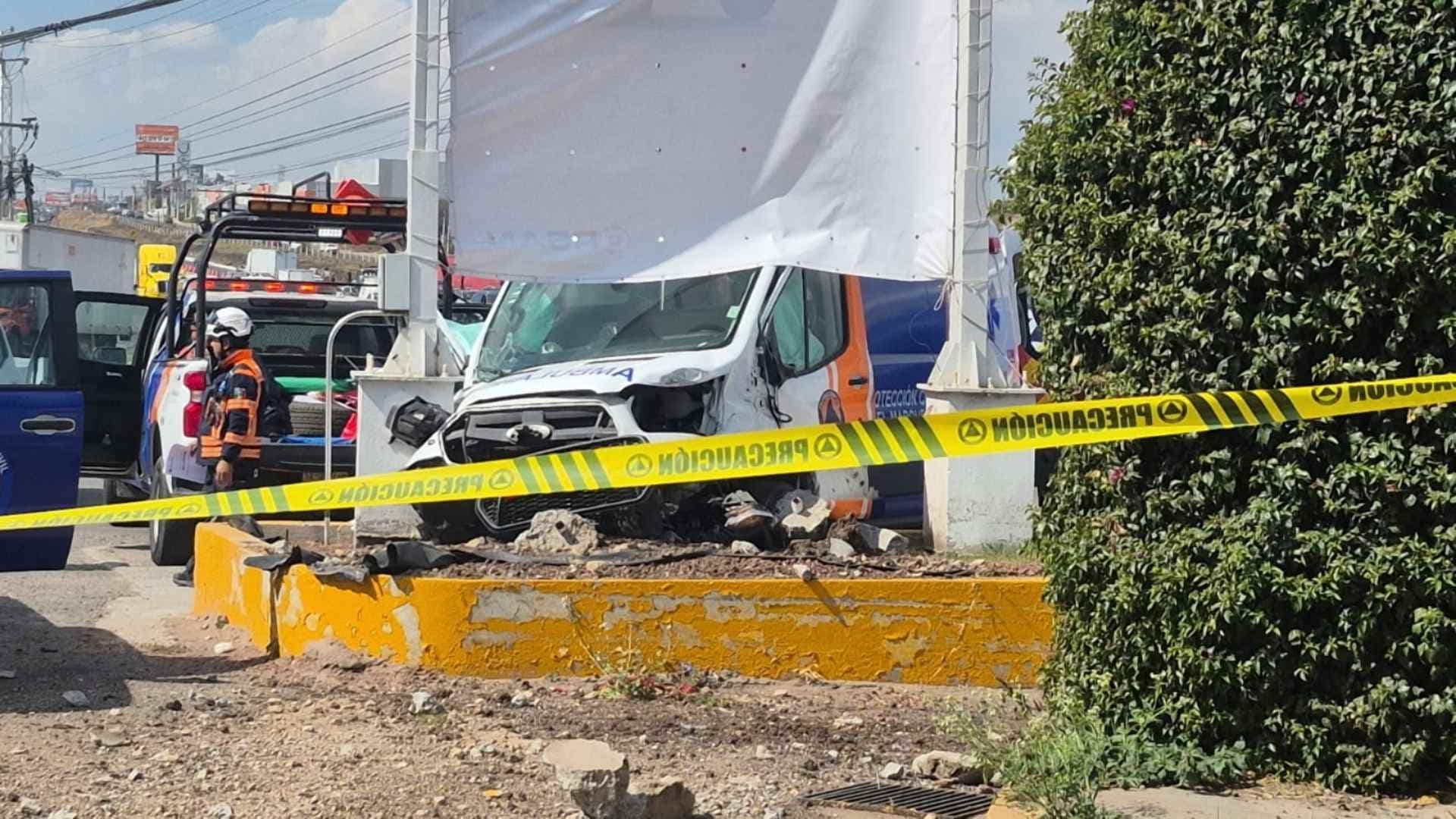 Unidad de Protección Civil Choca Mientras Atendía un Llamado en La Noria, Querétaro
