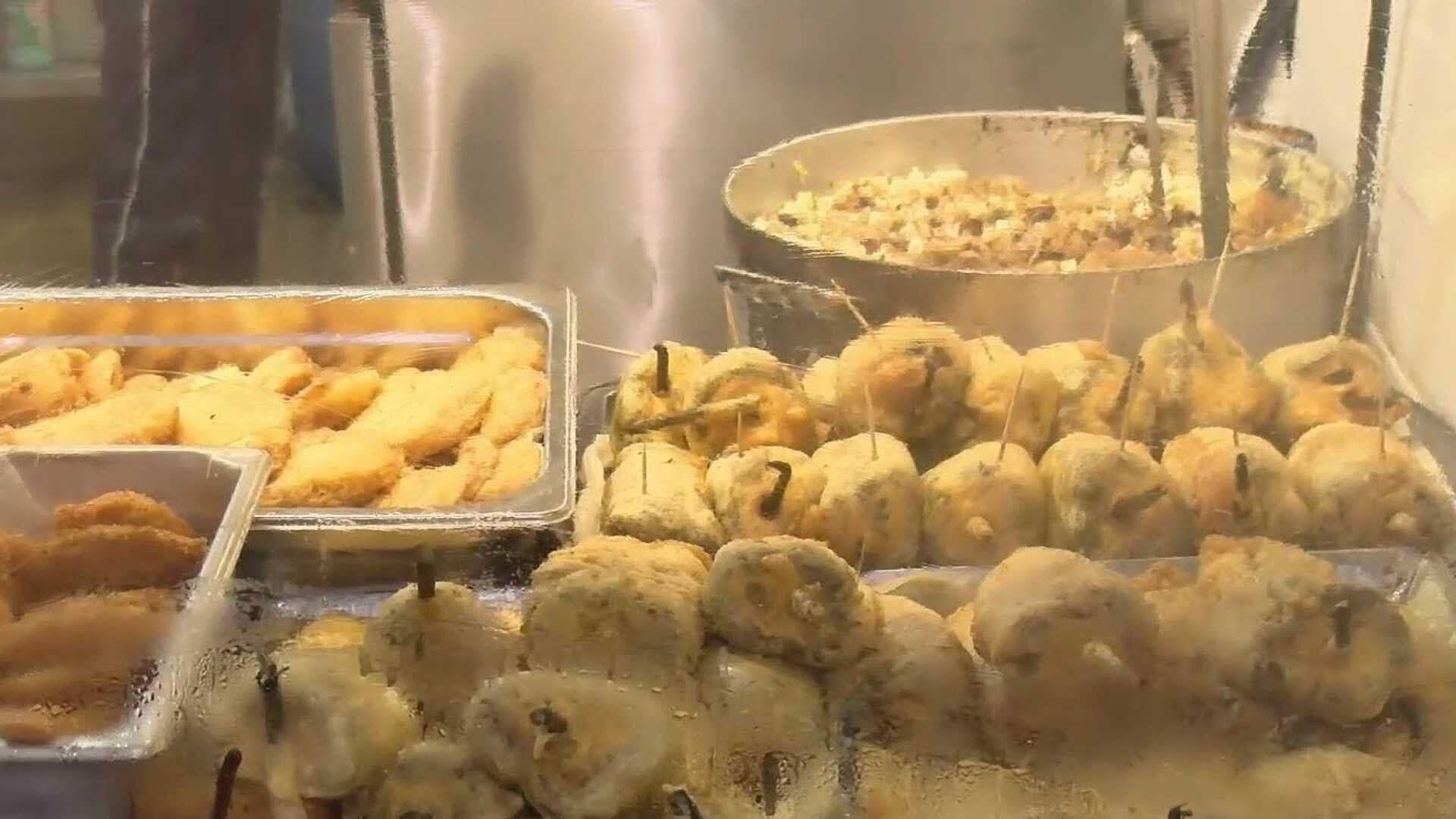 Disfrutan Regios Platillos de Cuaresma en Mercado Juárez