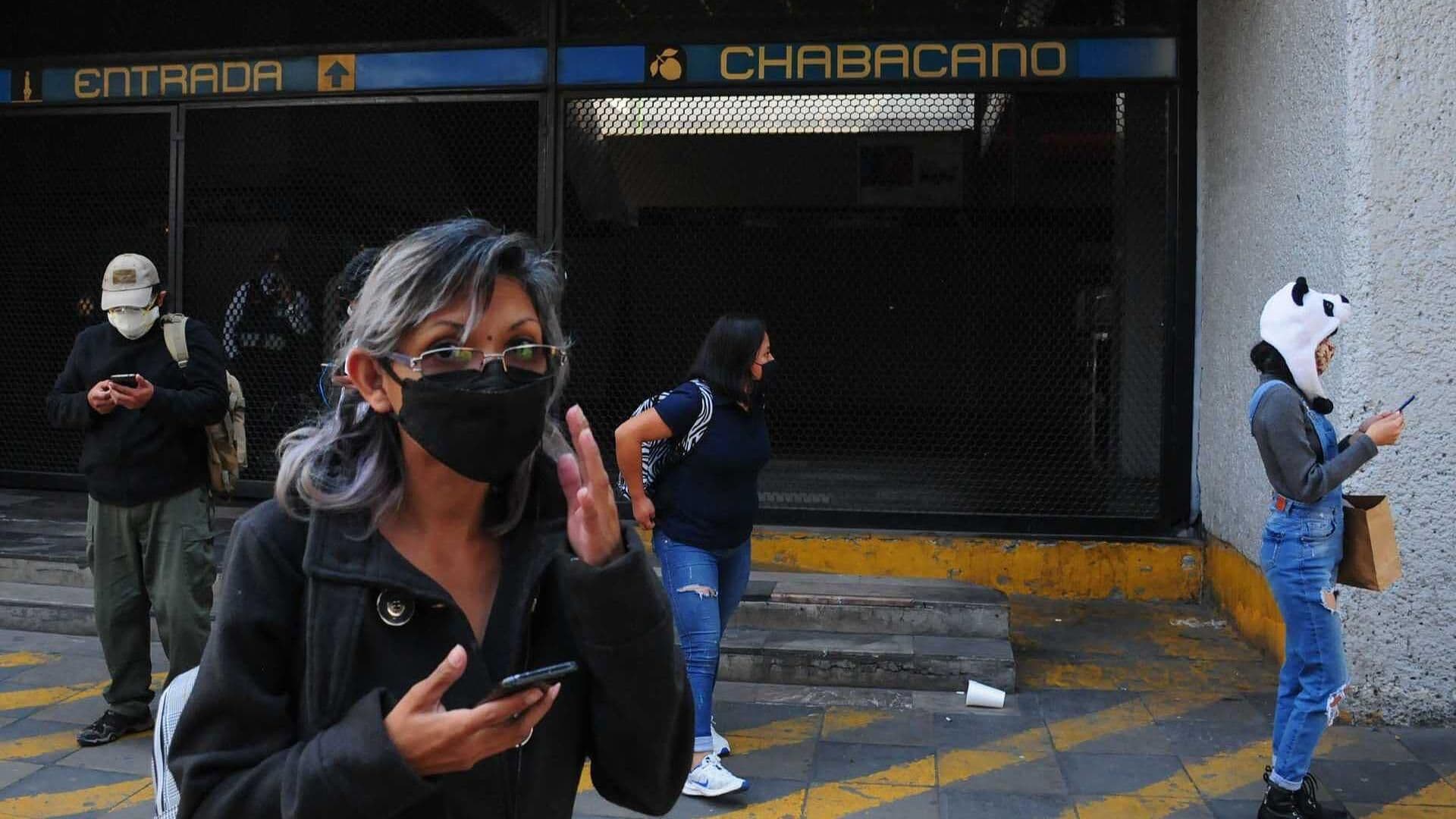 ¿Qué Pasó en la Estación Chabacano de la Línea 2 del Metro? Esto se Sabe